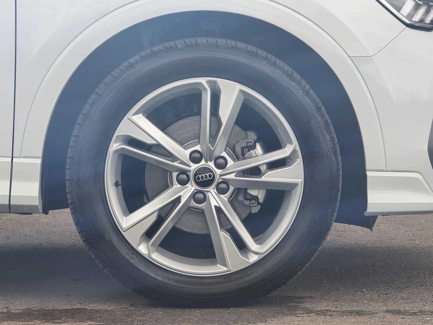 Audi-Q3-image-4