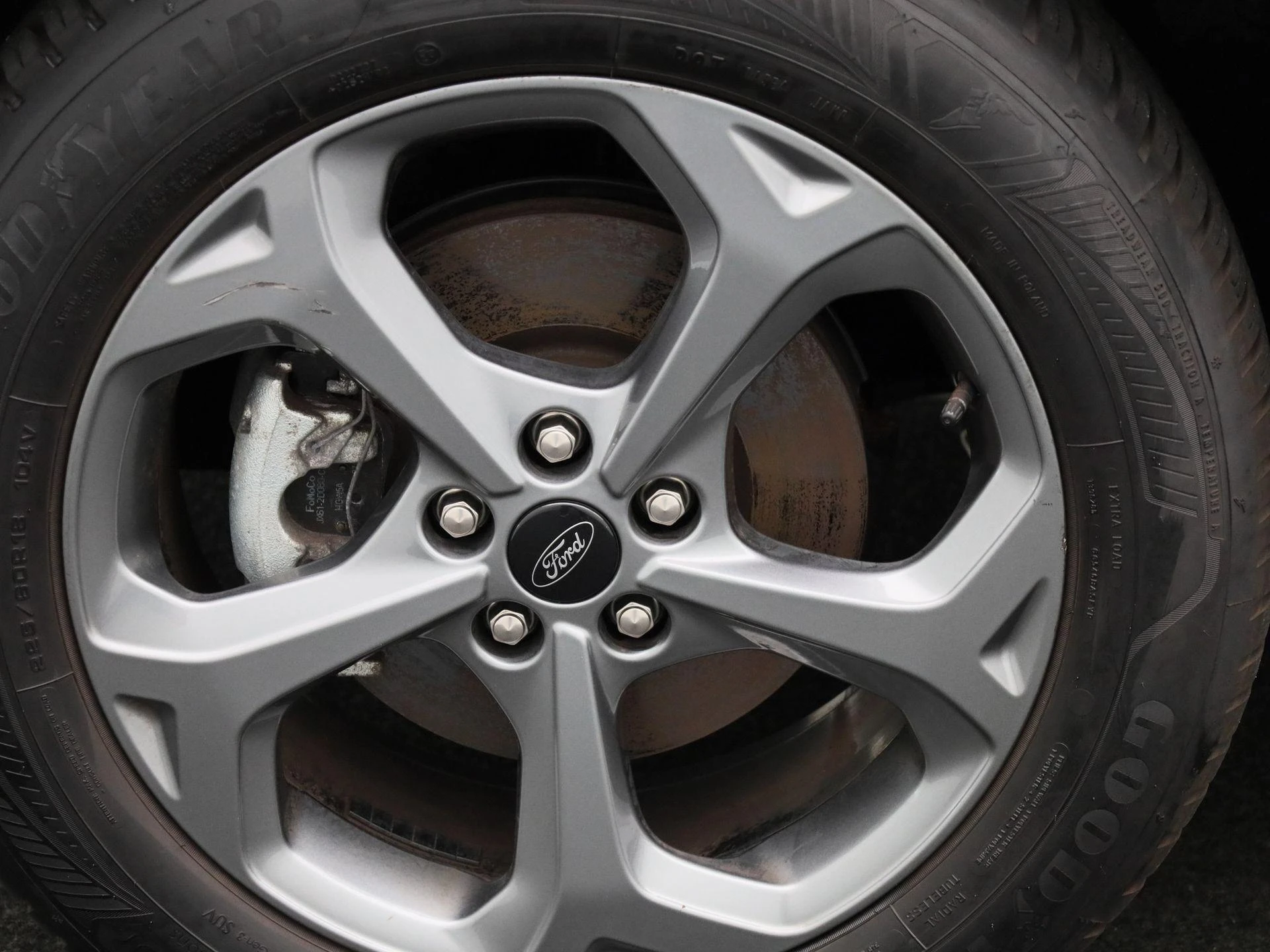 Ford-Kuga-image-11