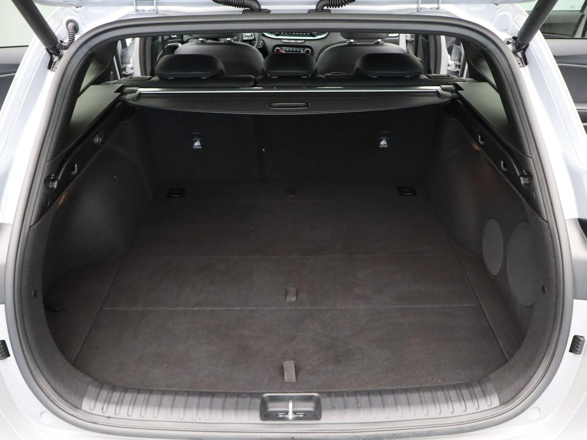 Kia-Ceed Sportswagon-image-32