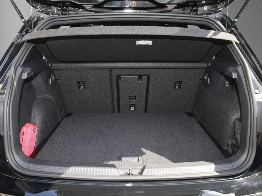 Volkswagen Golf GTD 2.0 TDI DSG Navi/Pano/Matrix