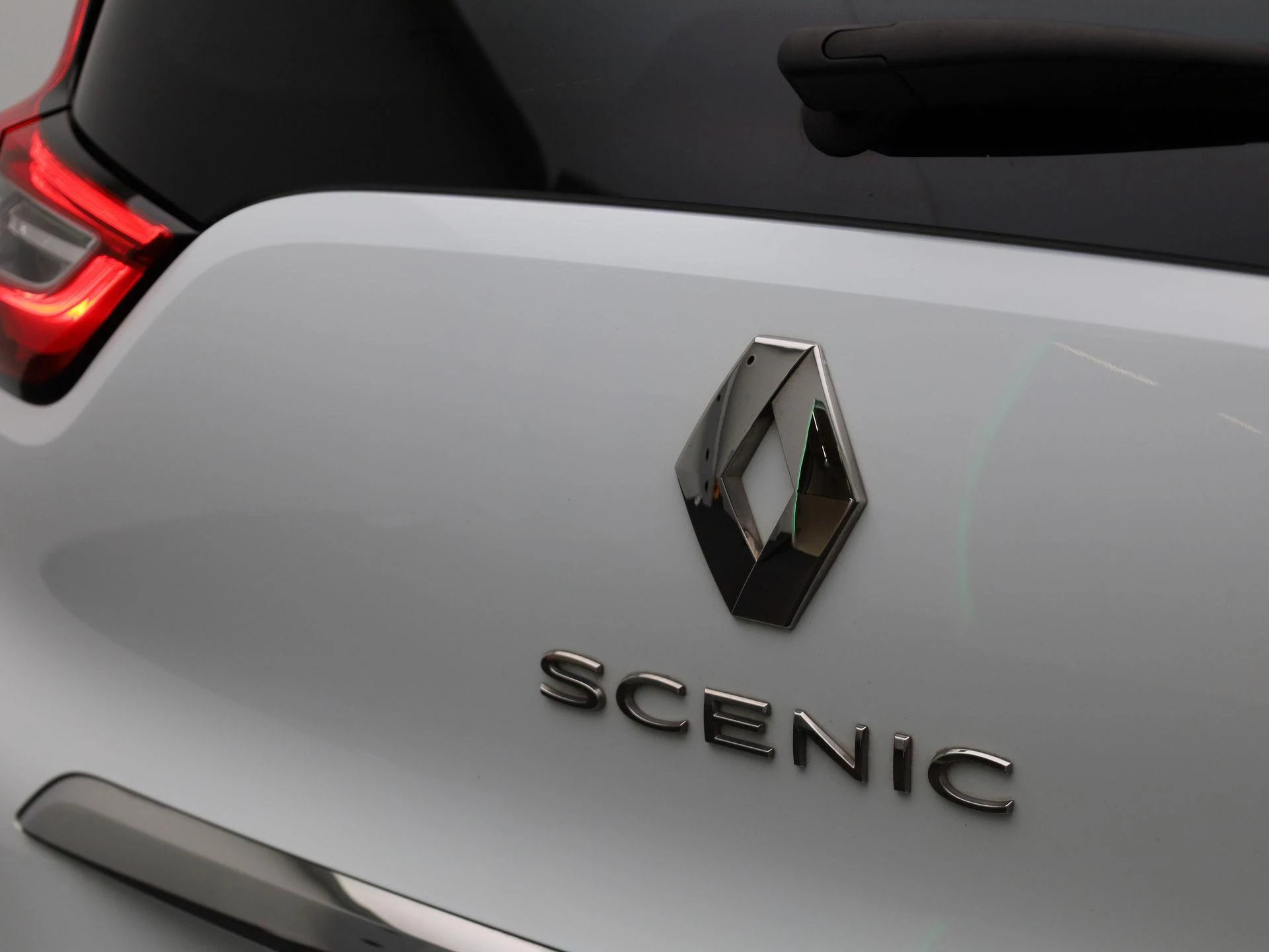 Renault-Grand Scénic-image-38
