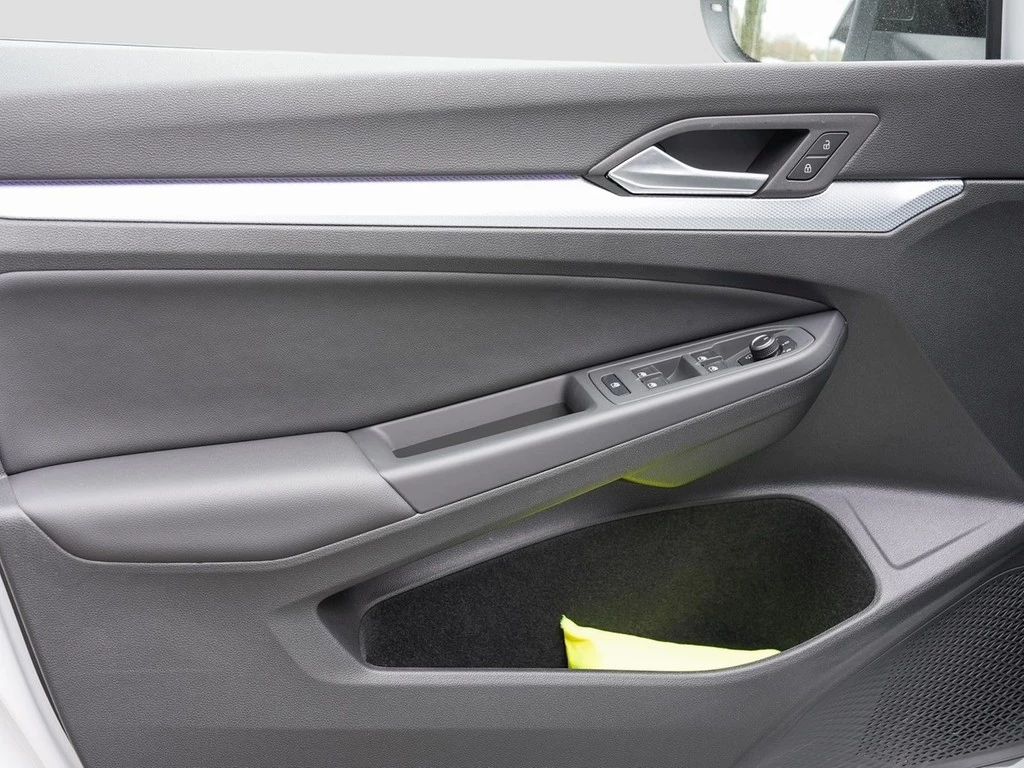 Volkswagen Golf VIII Variant 1,5 TSI Goal,AHK,LED,ACC,ALU Navi,Apple Car Play,Lenkrad/Sitzheizung