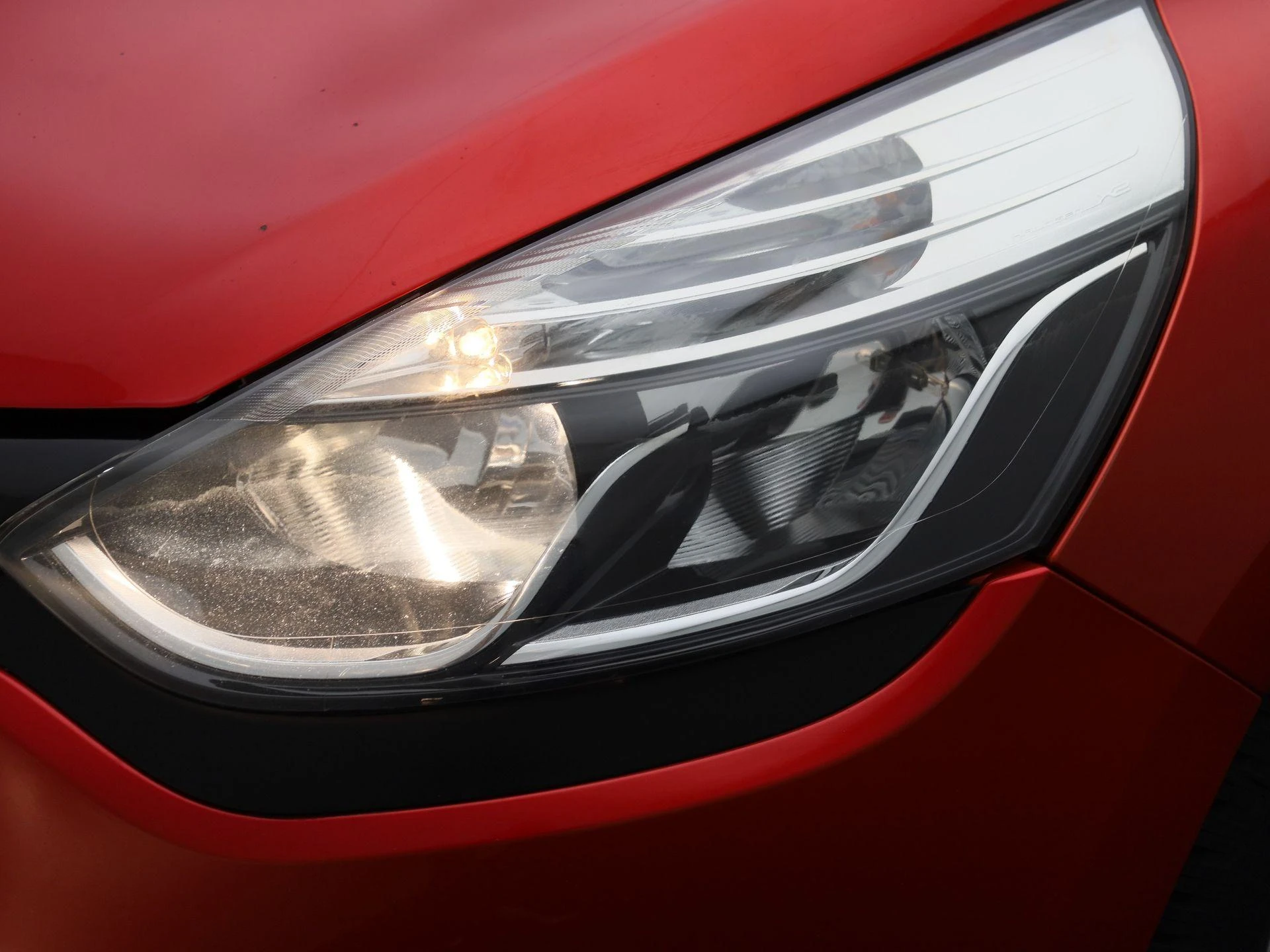 Renault-Clio-image-12