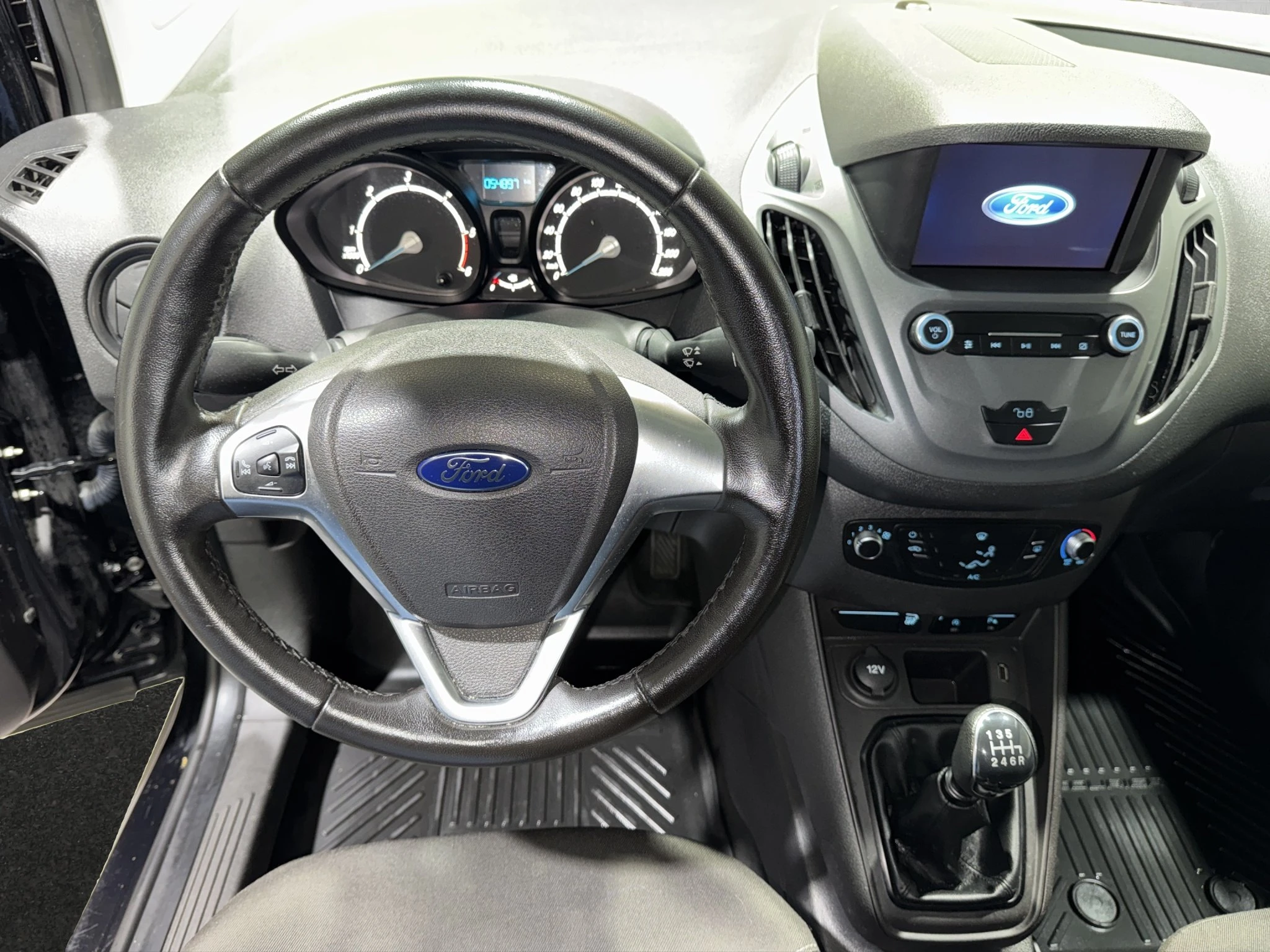 Ford Transit Courier Trend