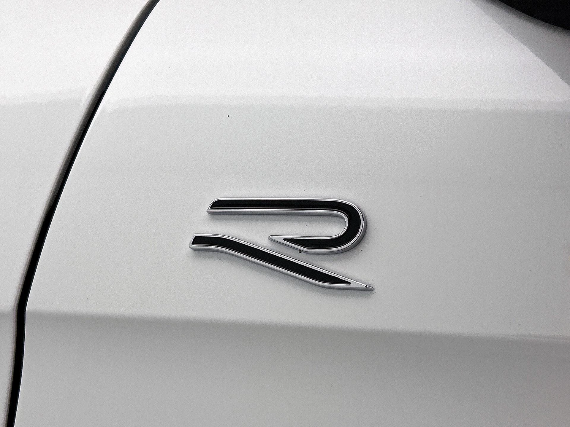 Volkswagen-Passat-image-8