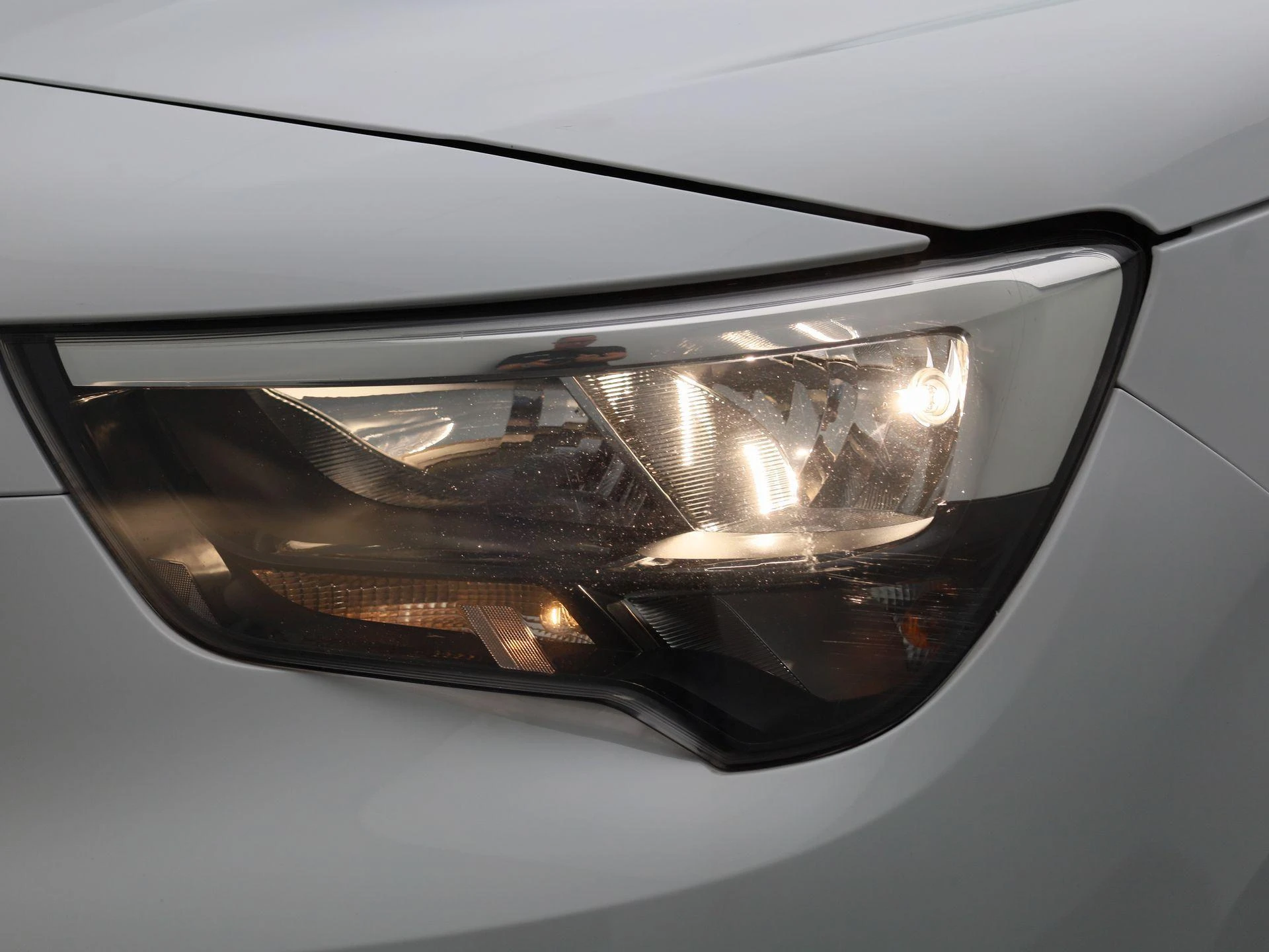 Opel-Combo Life-image-12