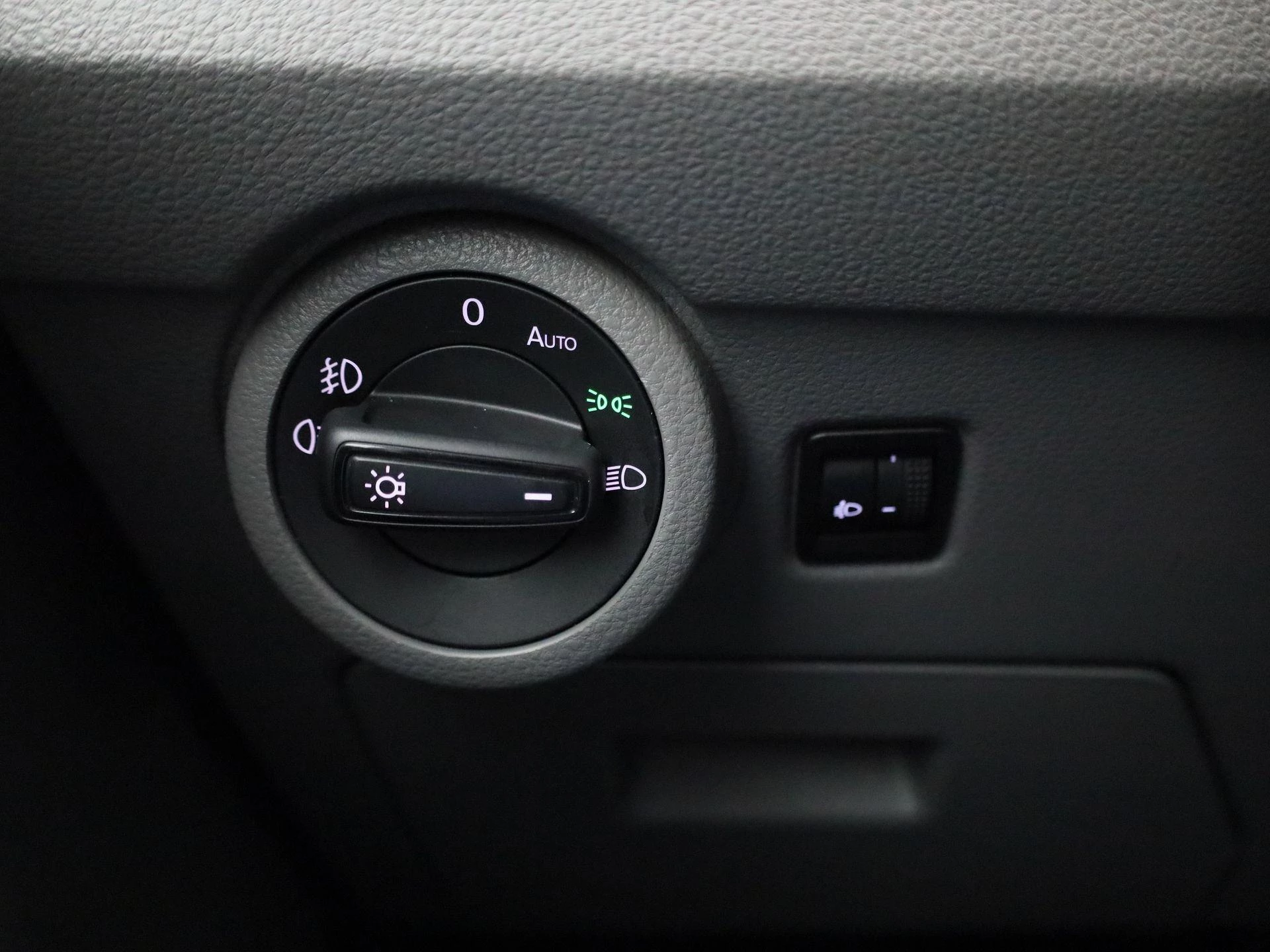 Volkswagen Transporter 2.0 TDI L2H1 150PK
