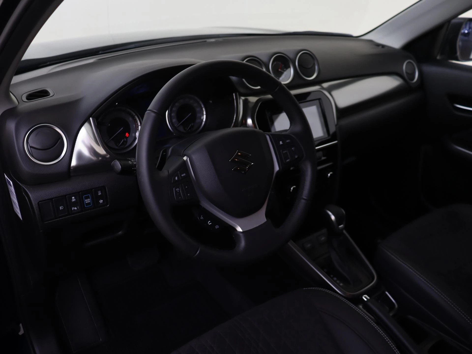 Suzuki-Vitara-image-16