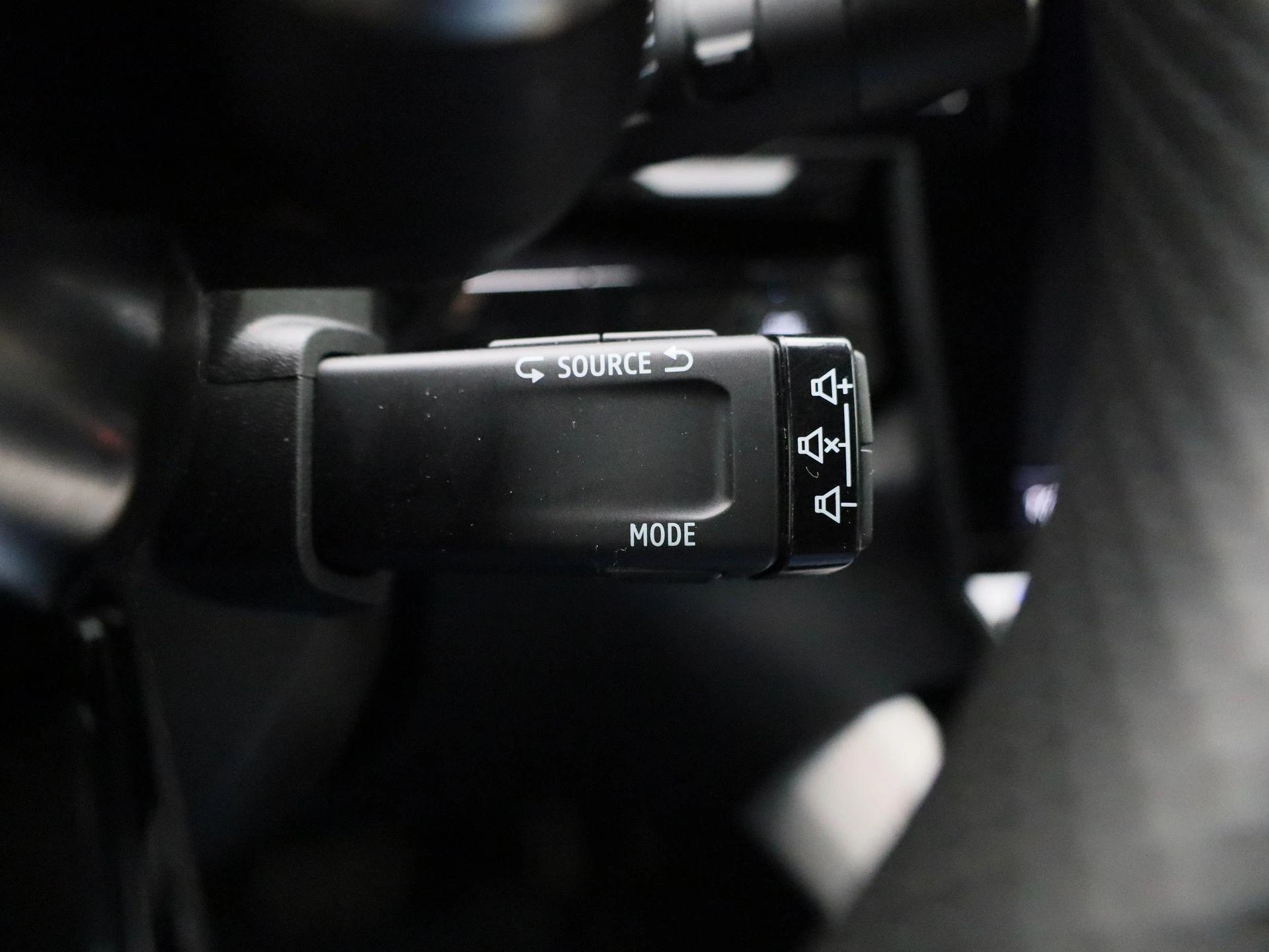 Renault Espace E-Tech full hybrid 200 iconic 5p.