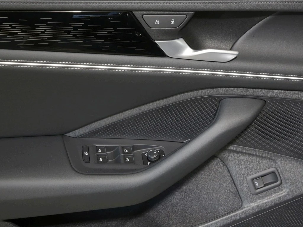 Volkswagen-Passat-image-14