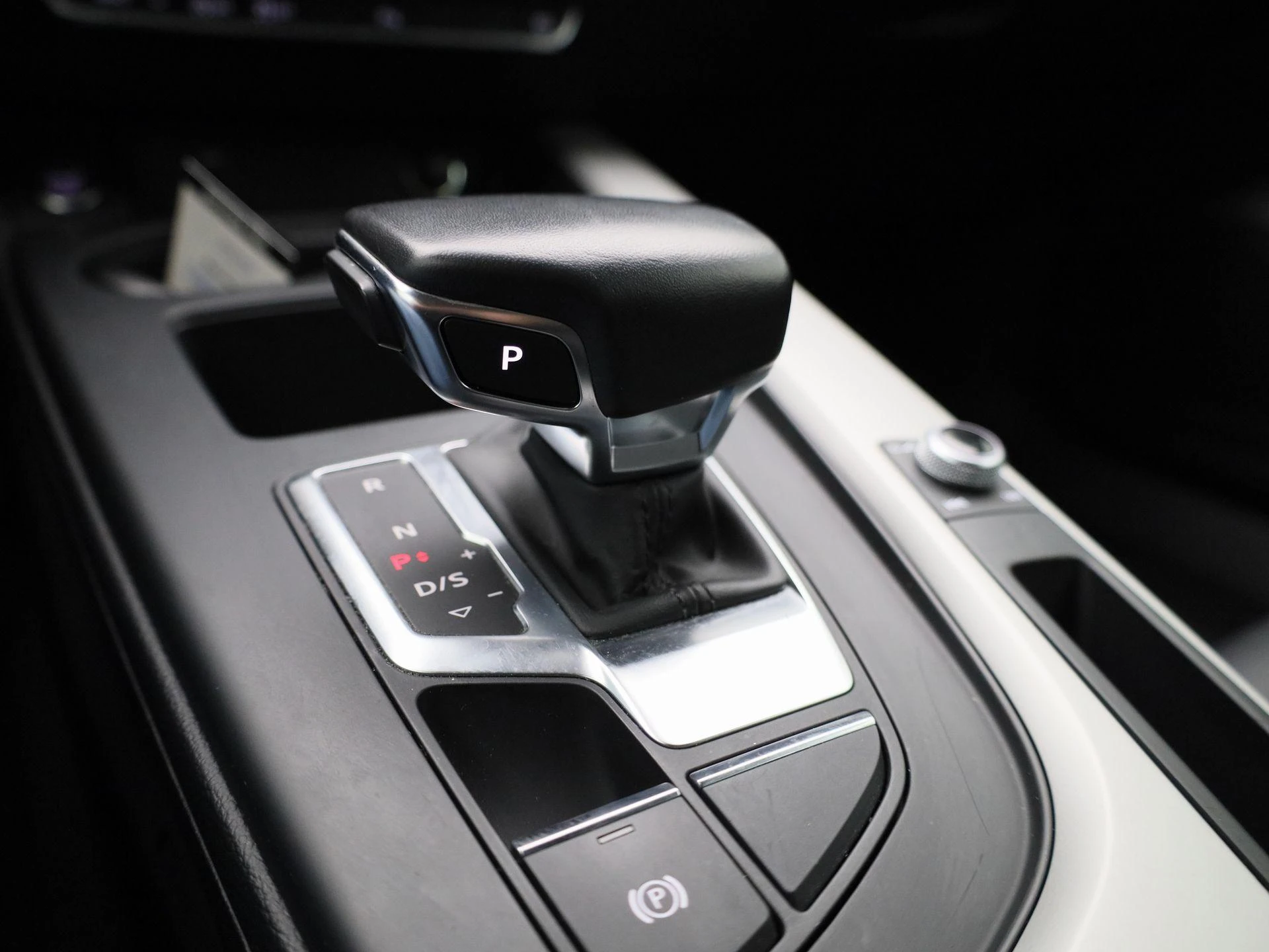 Audi-A4-image-24