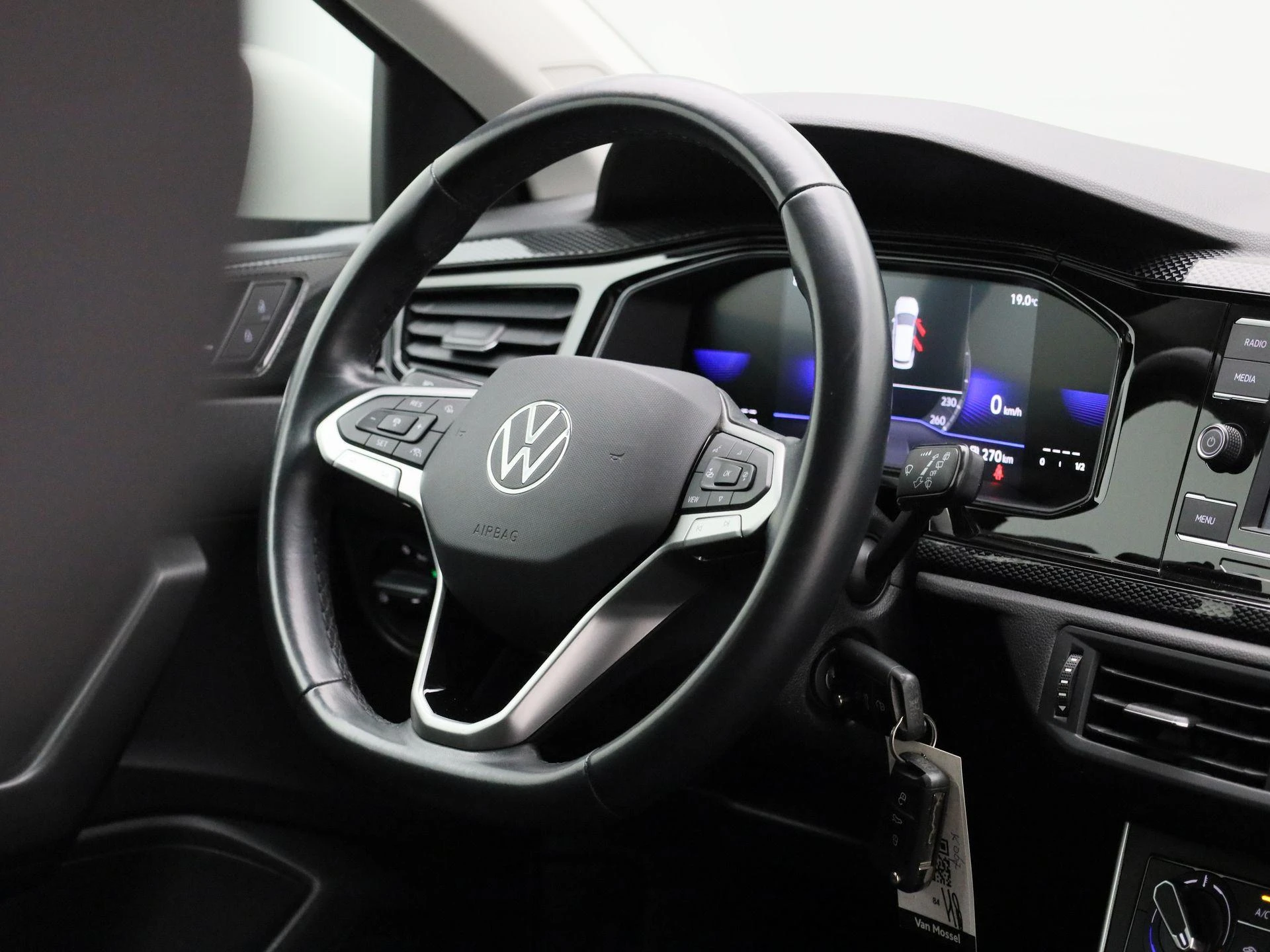Volkswagen-Taigo-image-30