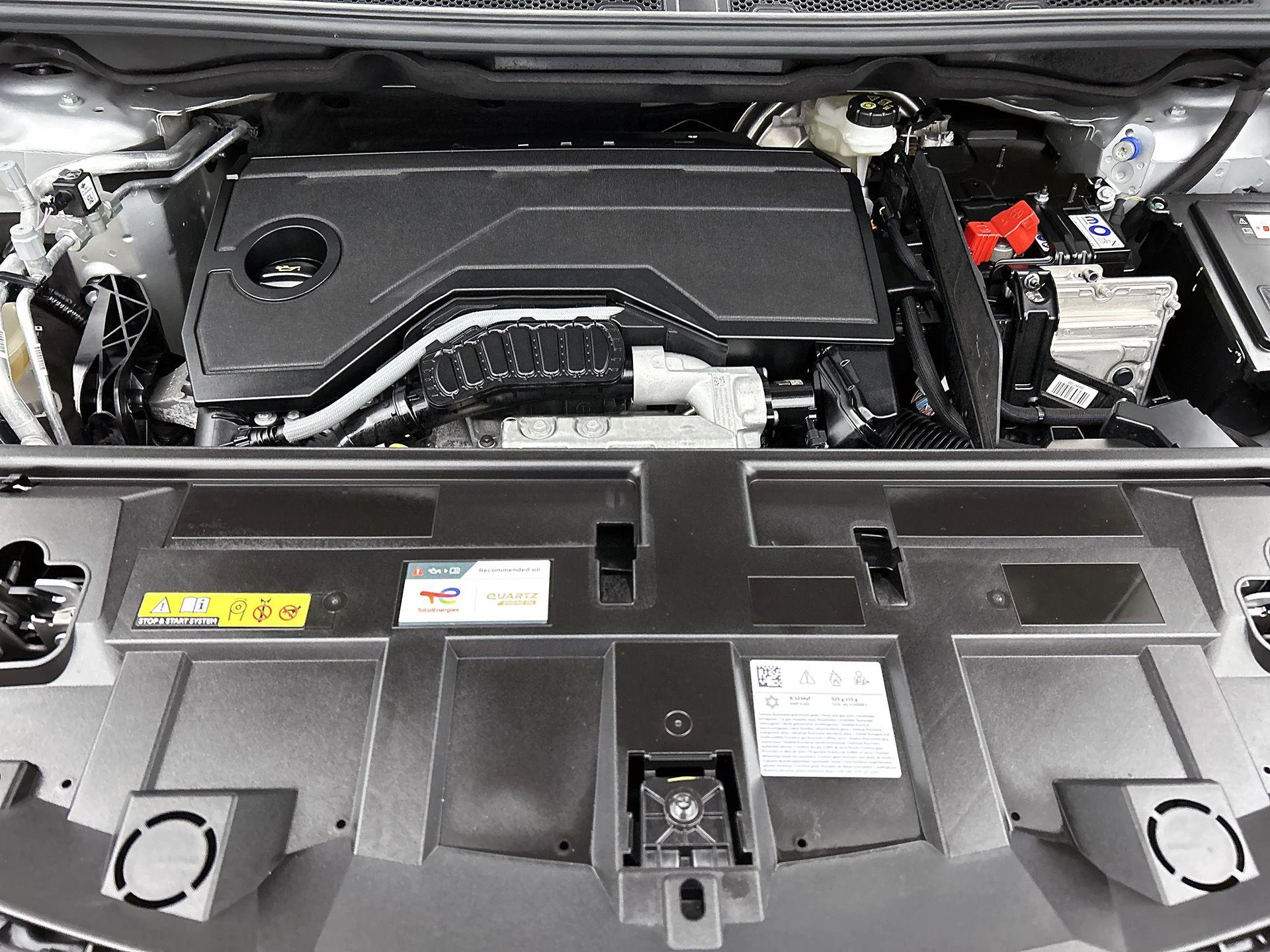 Opel Grandland 1.2 Turbo Hybrid GS