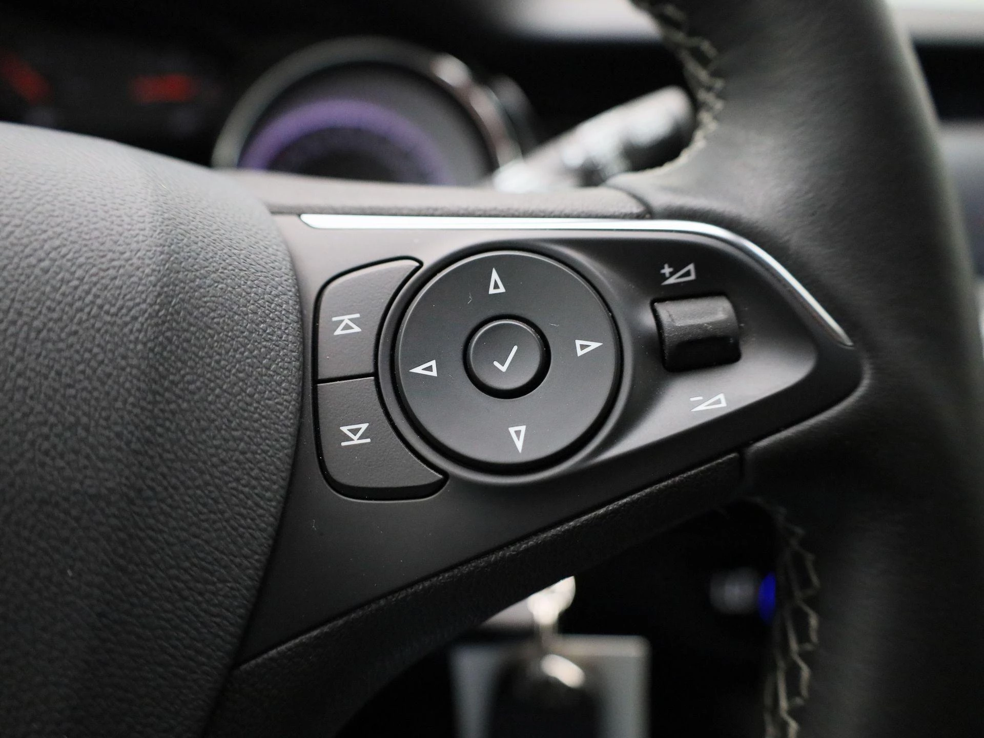 Opel-Insignia-image-24