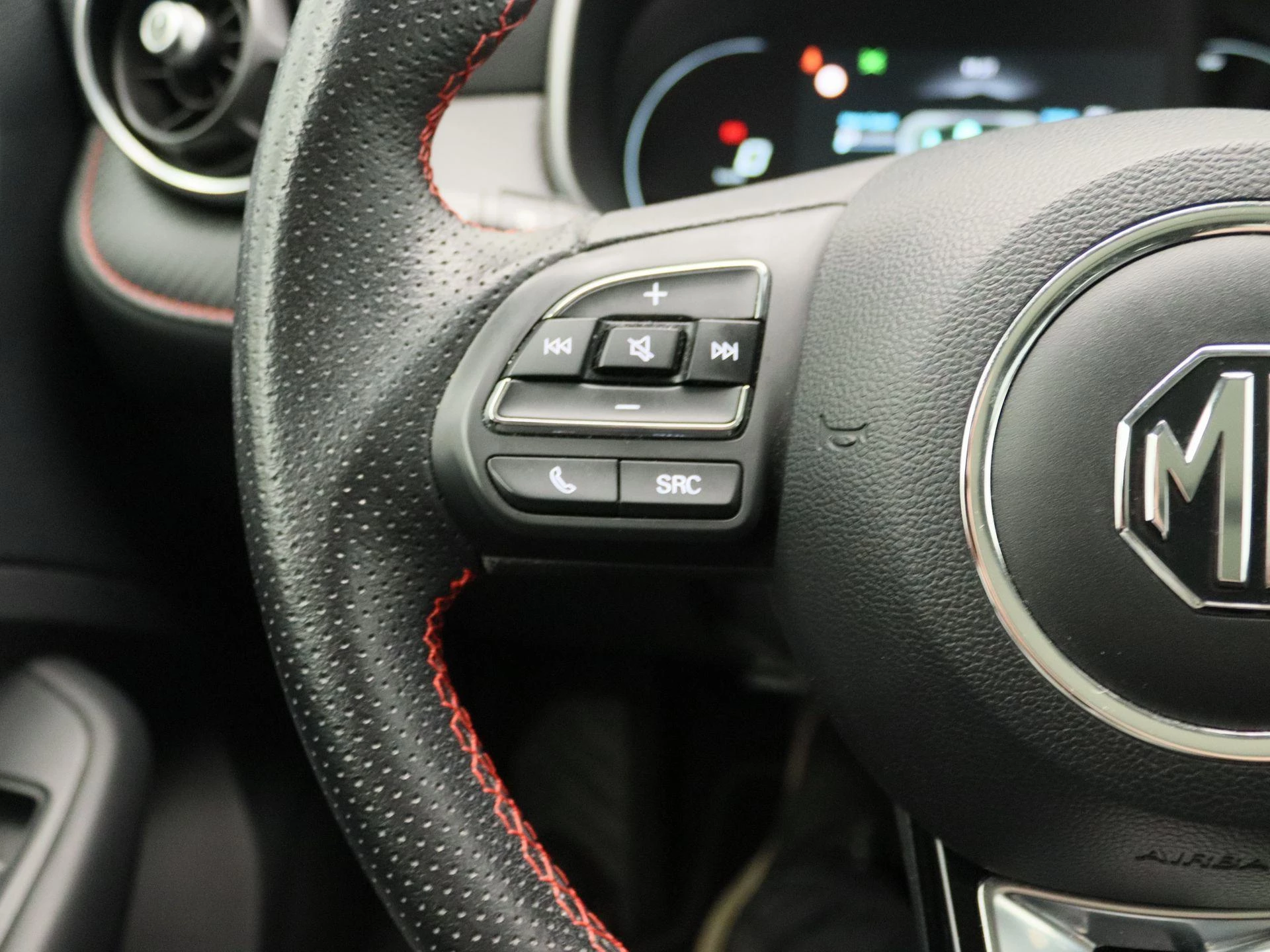 MG ZS EV Standard Range Luxury 50 kWh