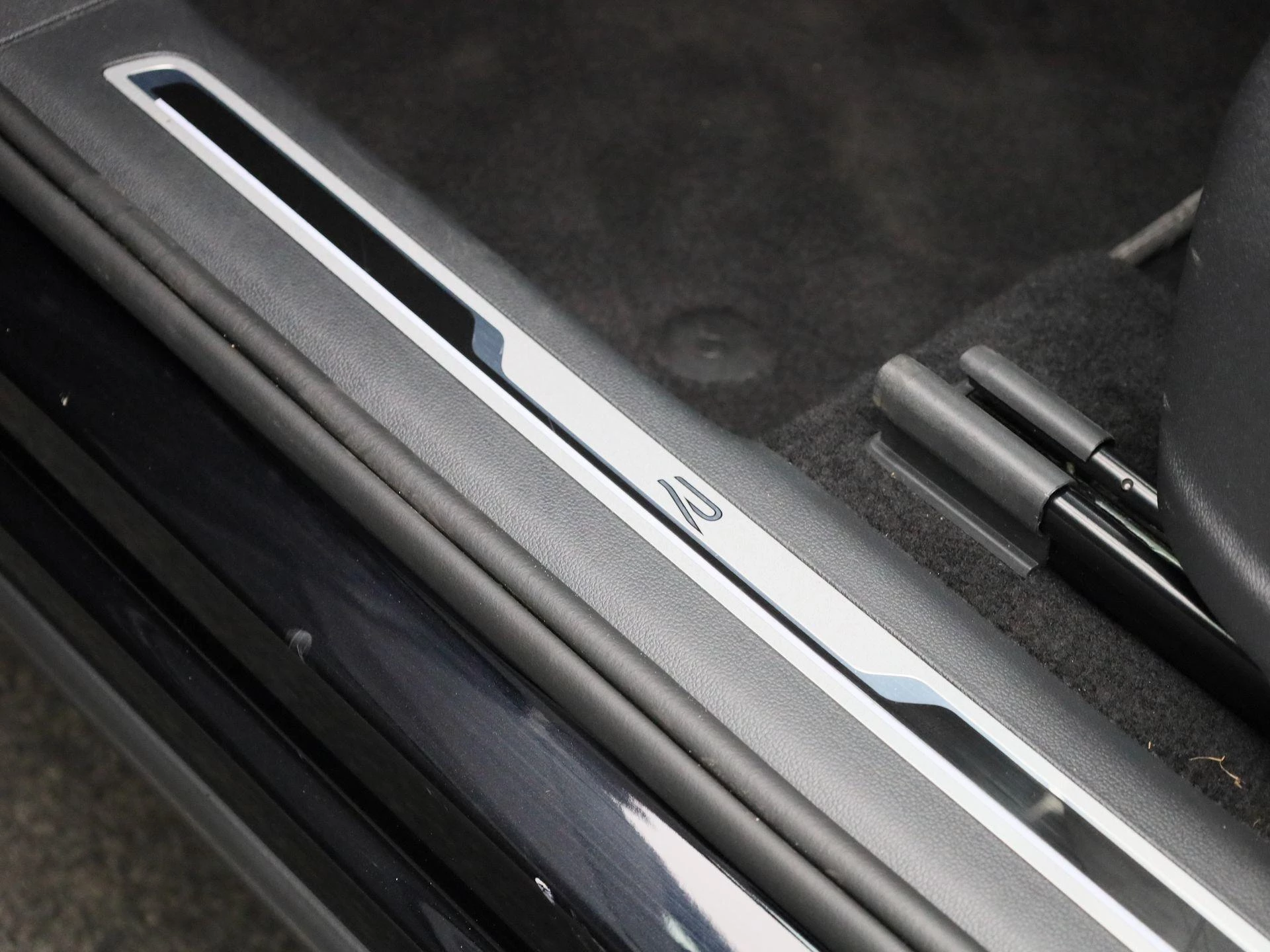 Volkswagen-Tiguan-image-39