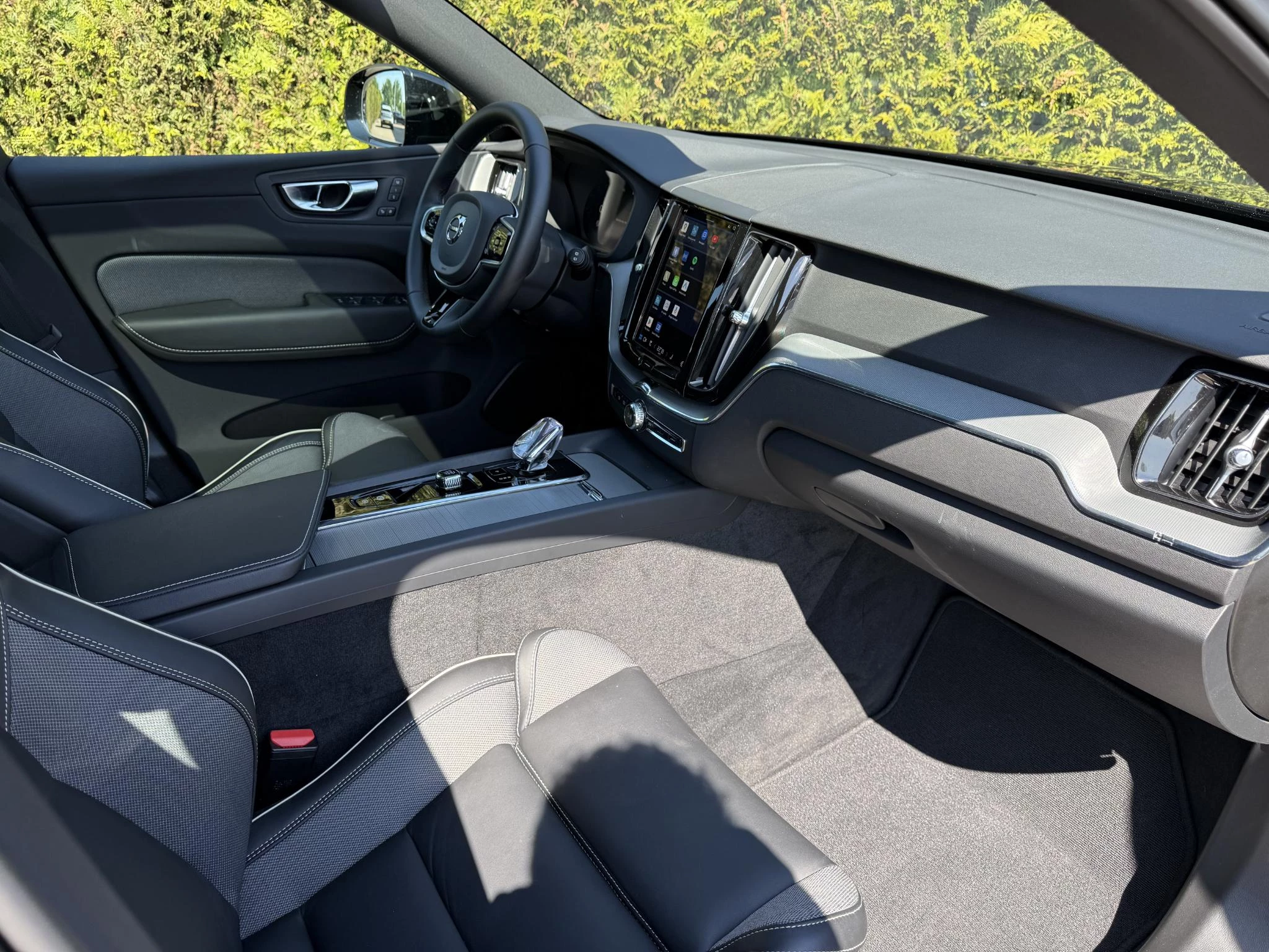 Volvo XC60 T6 Plug-in Hybrid AWD Plus Black Edition