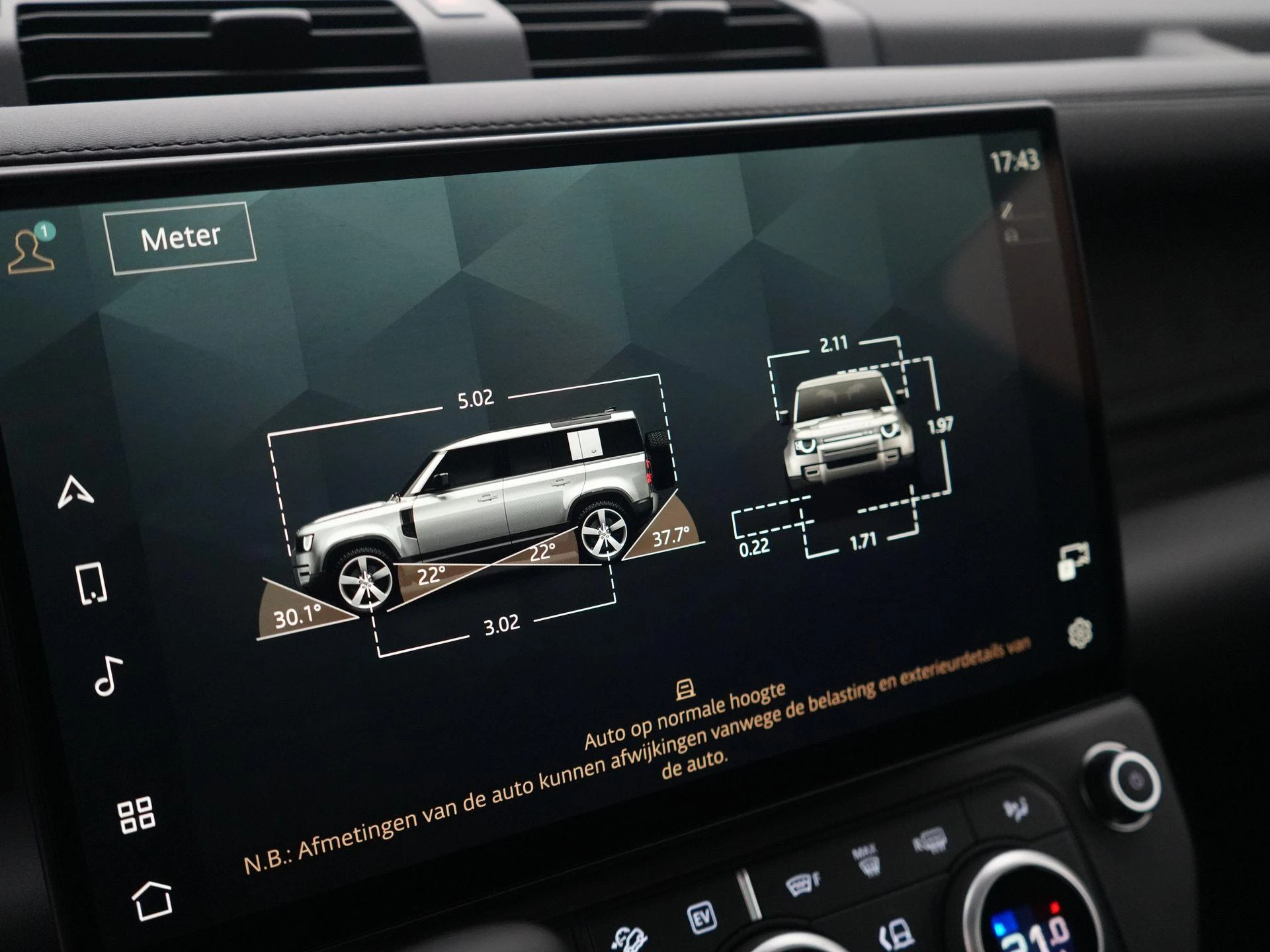 Land Rover-Defender-image-25