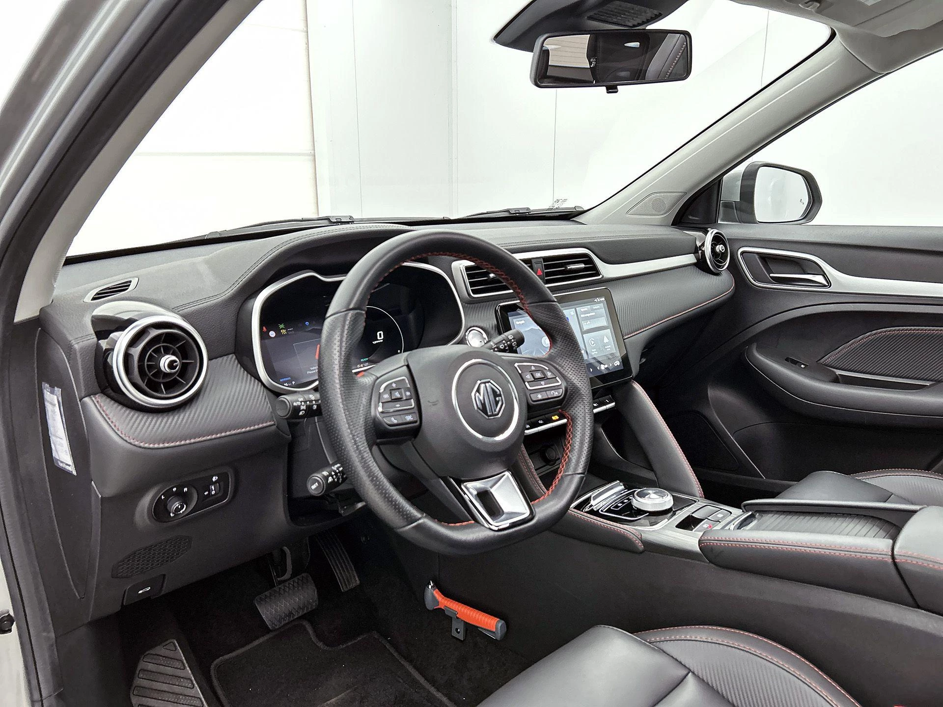 MG-ZS EV-image-19
