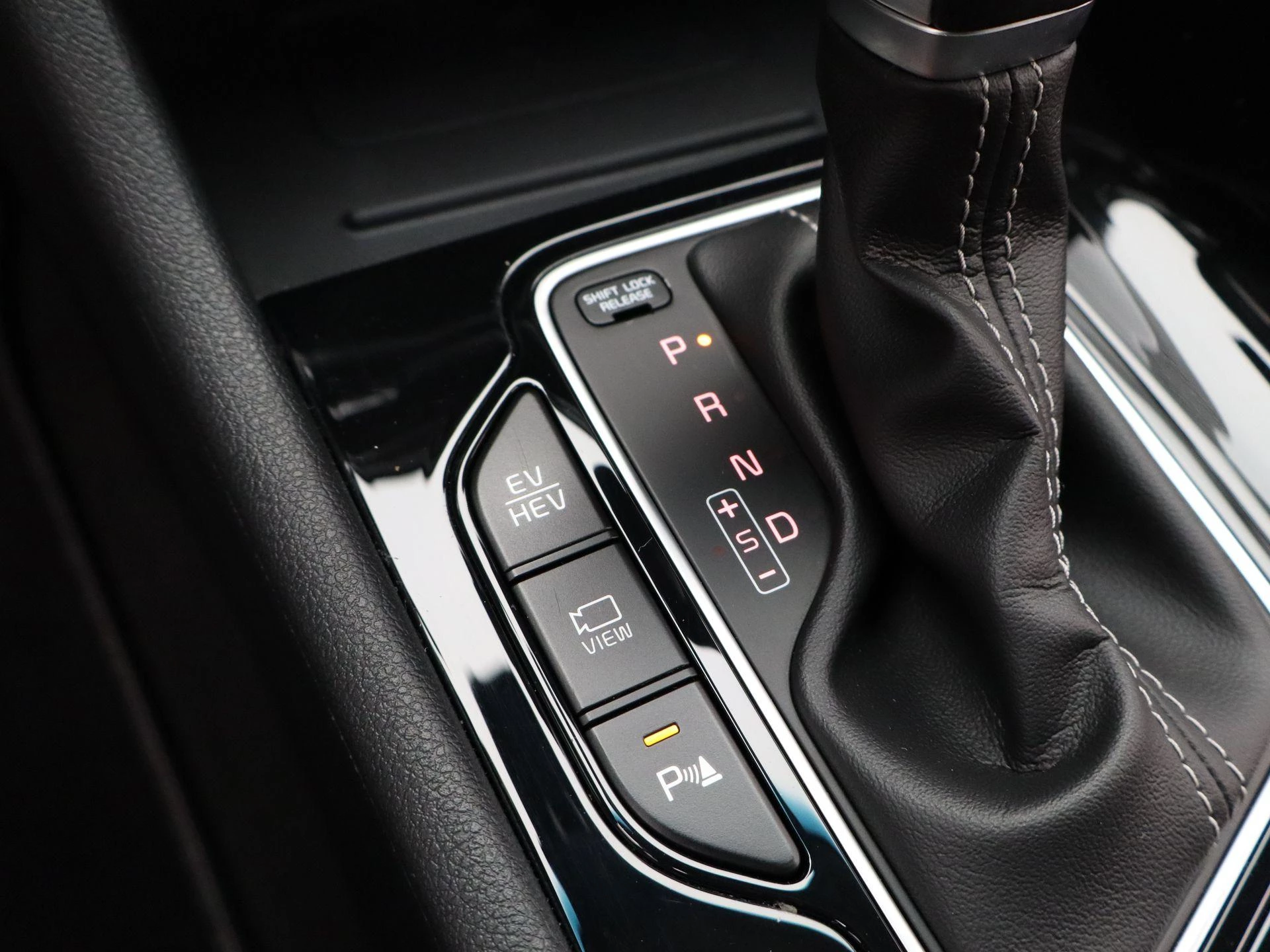 Kia-Niro-image-22