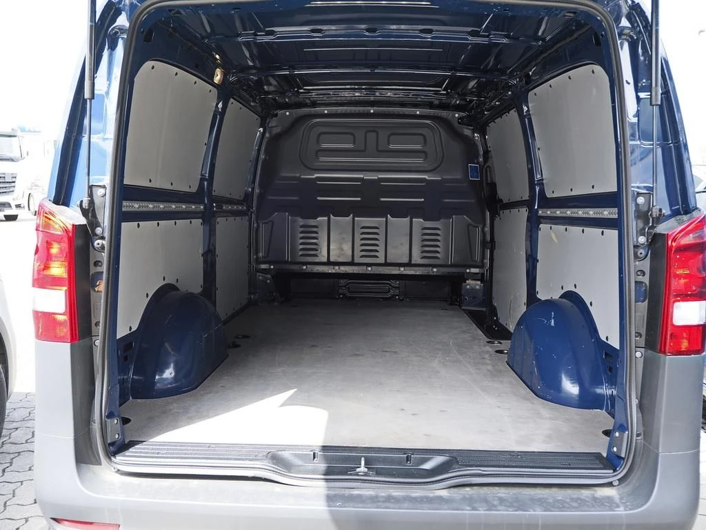 Mercedes-Benz-Vito 116-image-14