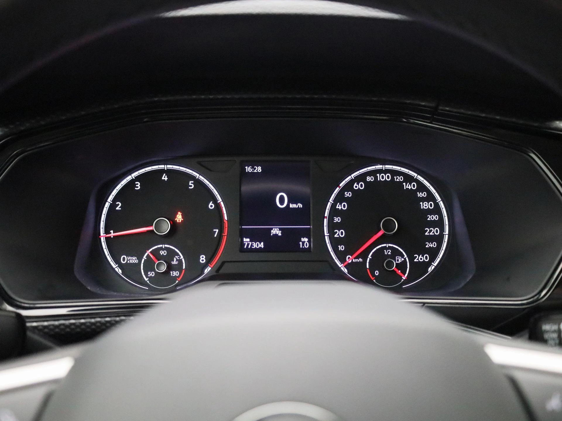 Volkswagen-T-Cross-image-12