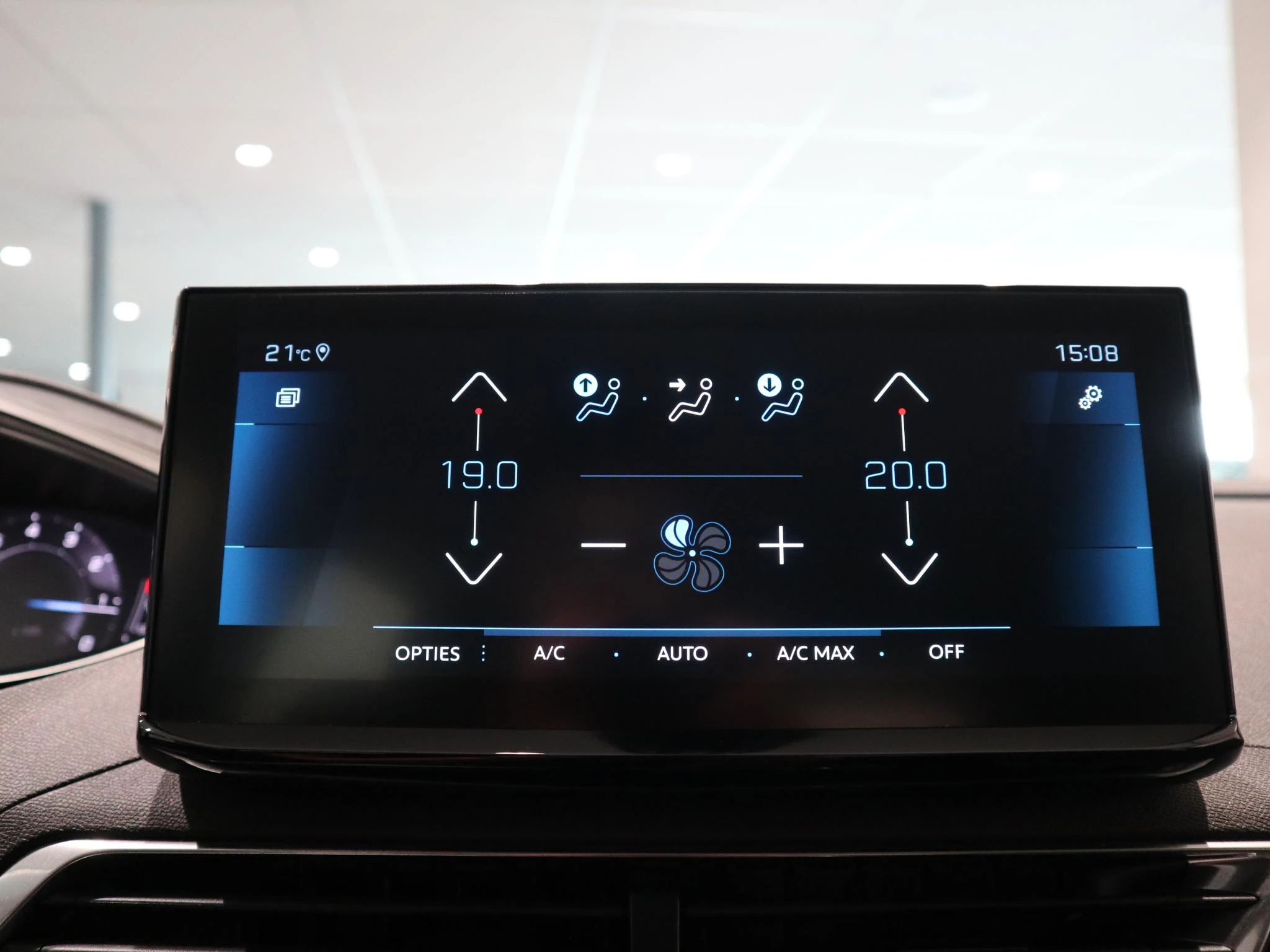 Peugeot-3008-image-18