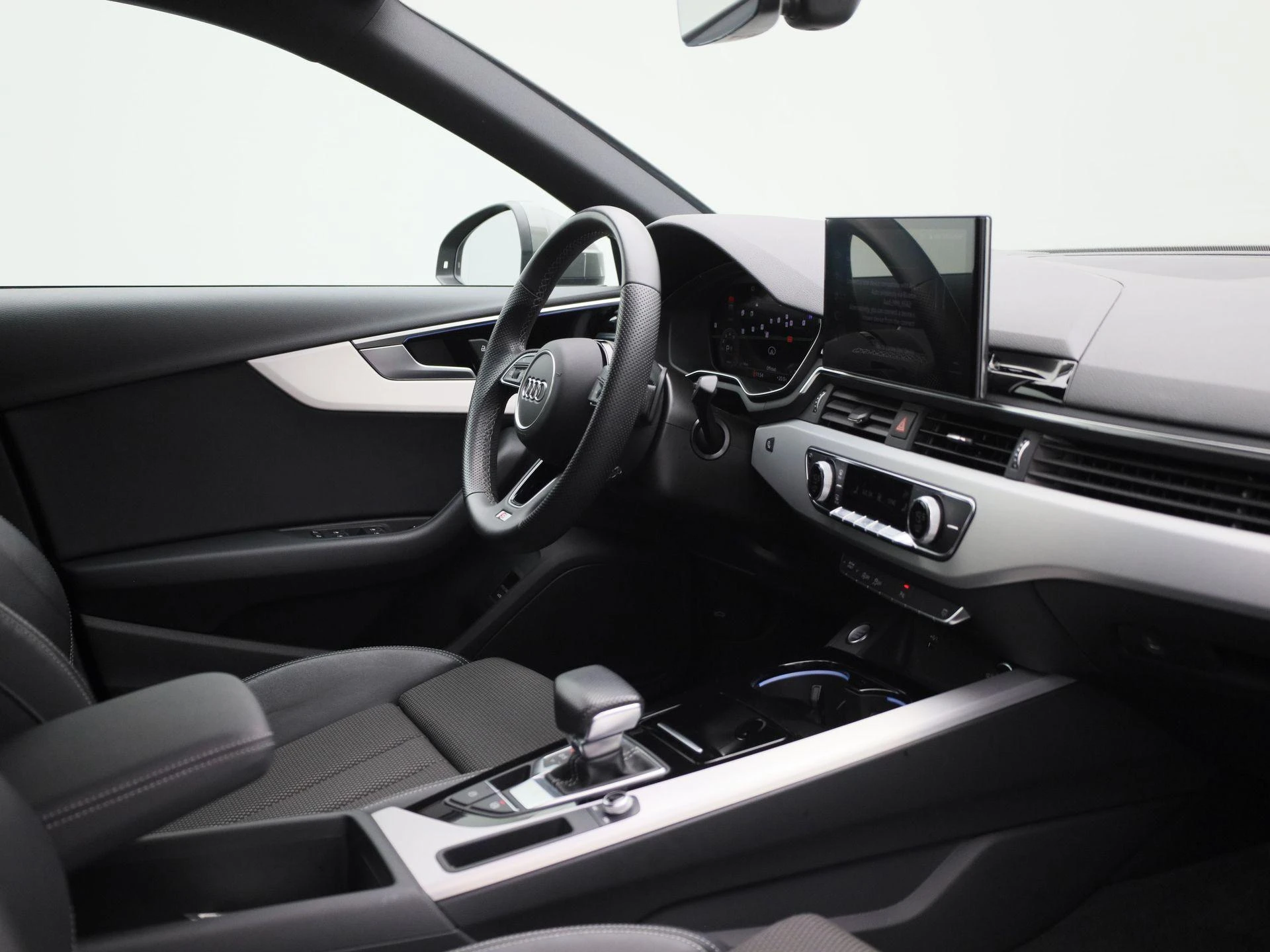 Audi-A4-image-33