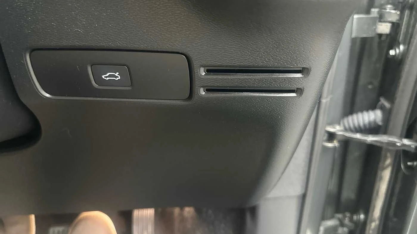 Volvo-XC40-image-45