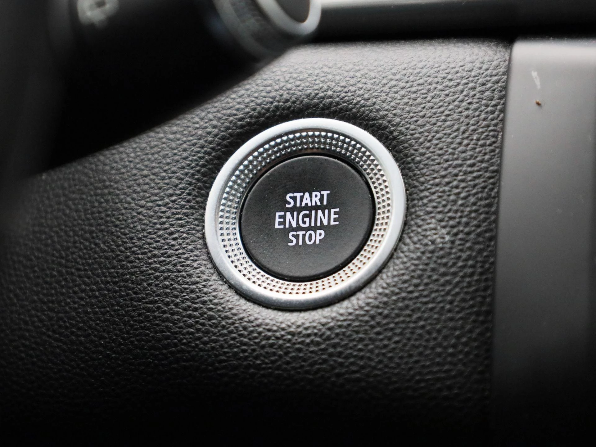 Renault-Captur-image-21