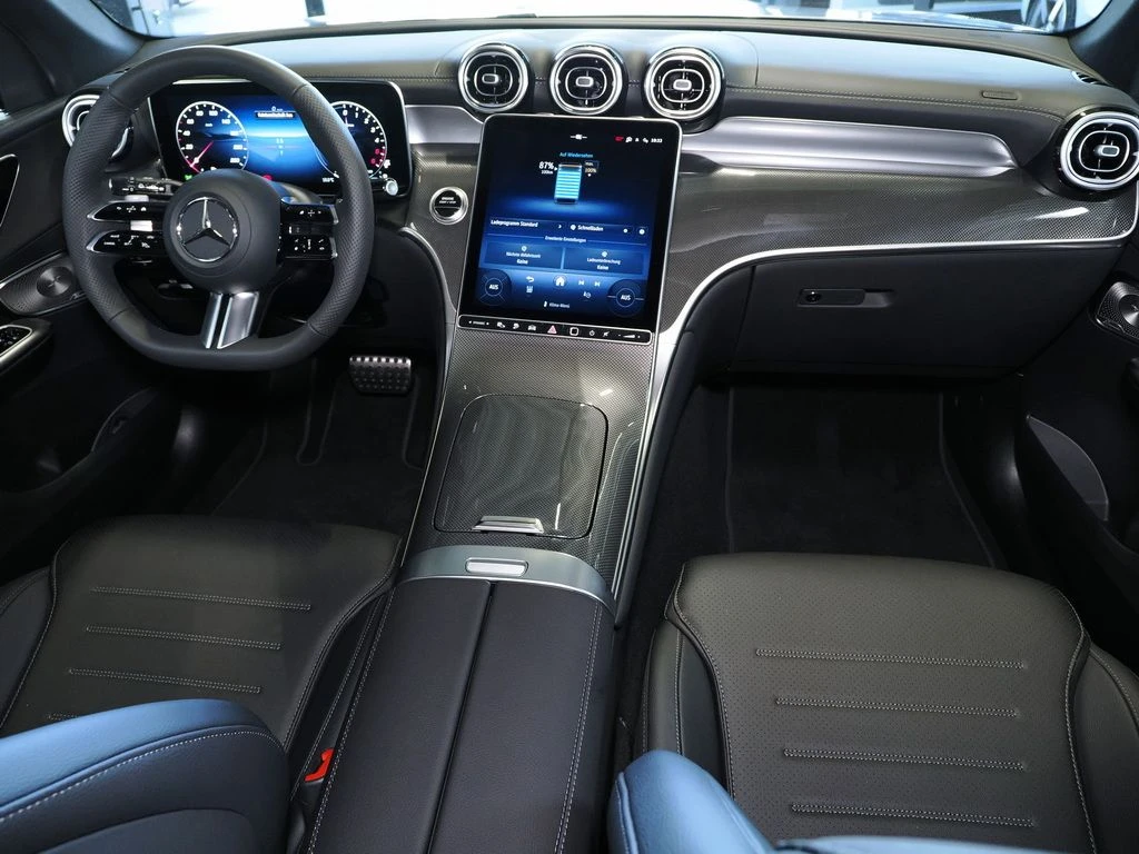 Mercedes-Benz-GLC 300 de-image-10