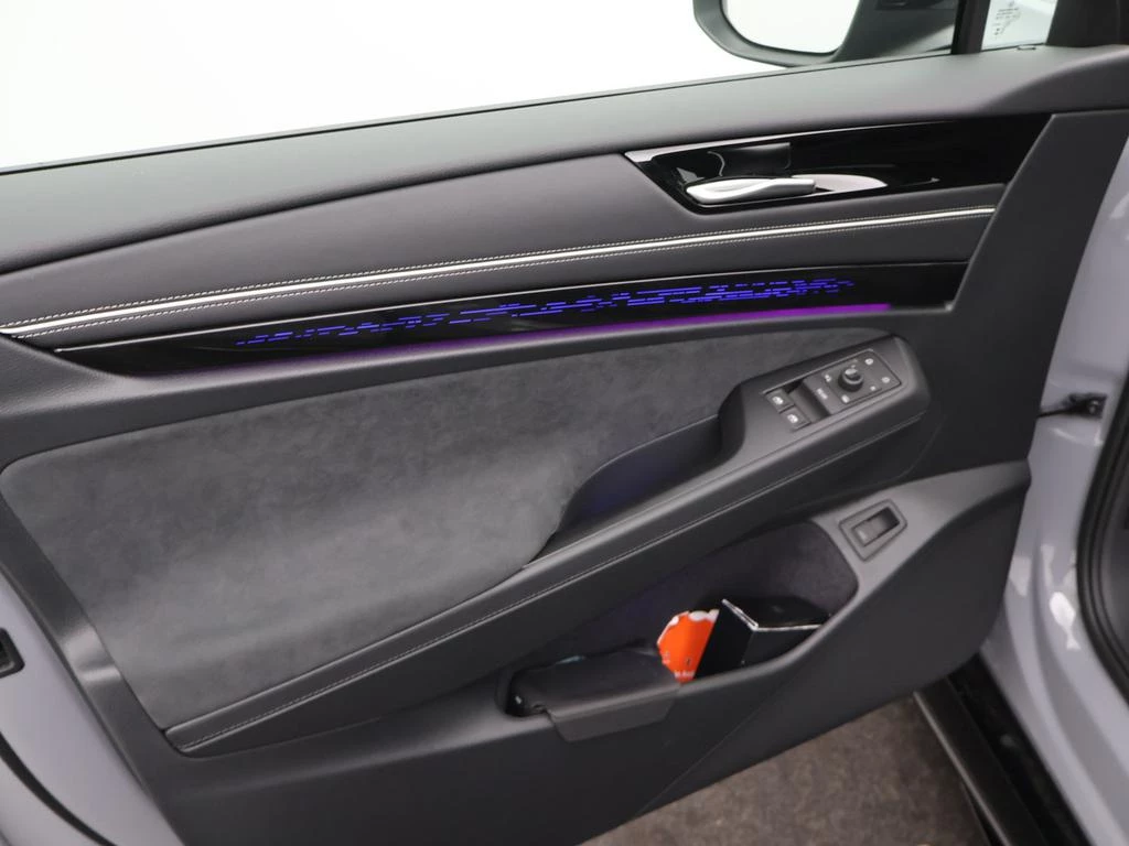 Volkswagen ID.7 Pro Business Premium 77kWh (286 pk) / DEMO