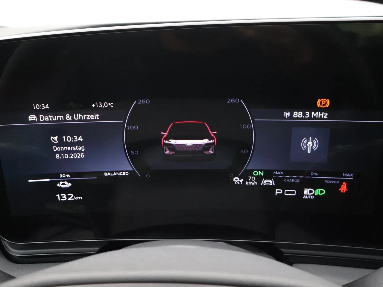 Audi-A6 Avant e-tron-image-13