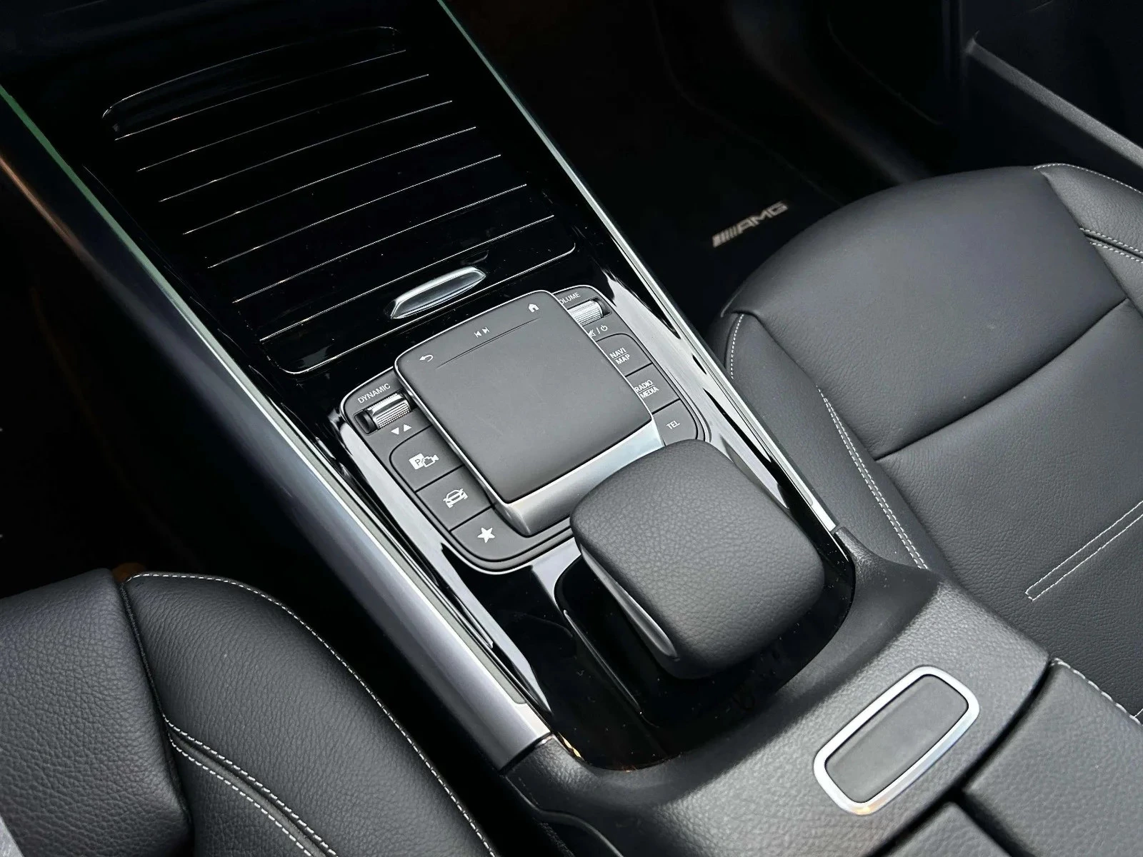 Mercedes-Benz-EQA-image-10