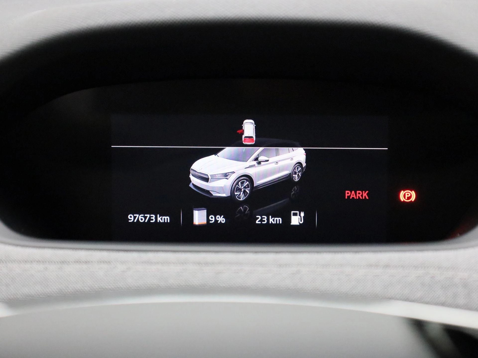 Škoda-Enyaq iV-image-7