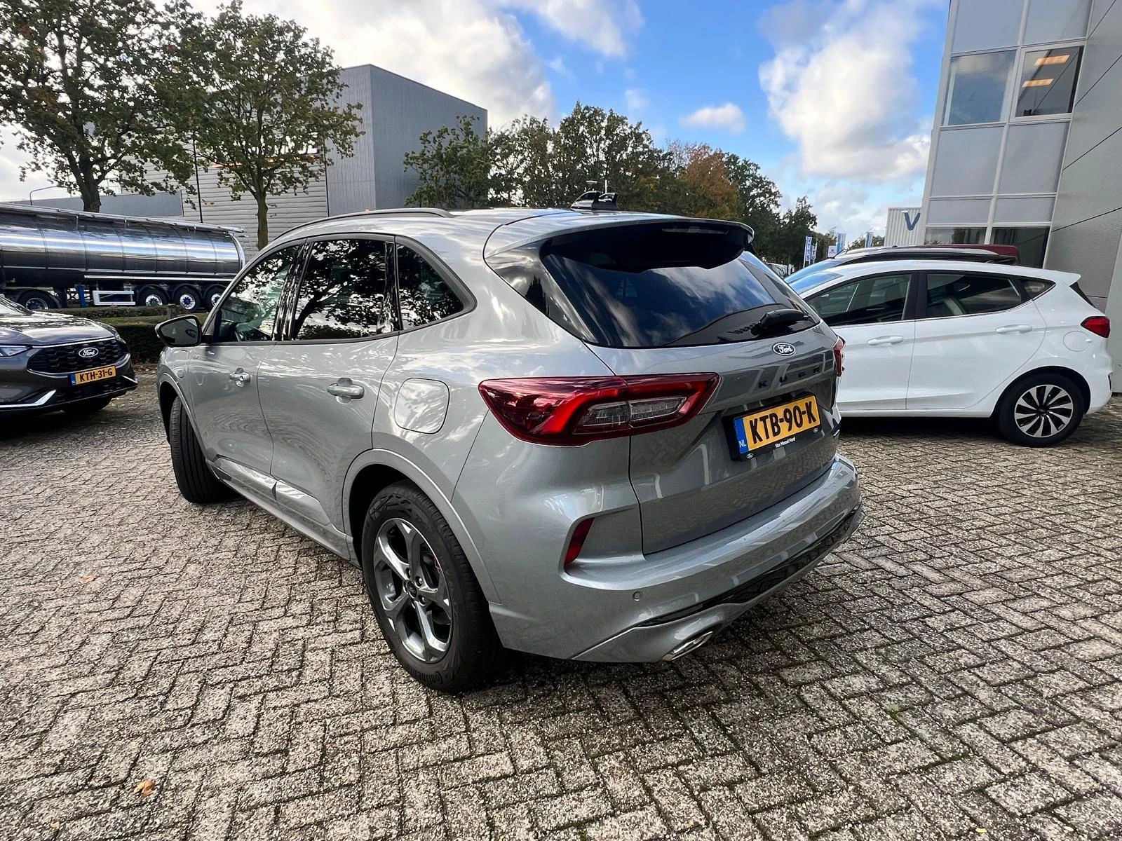 Ford-Kuga-image-3