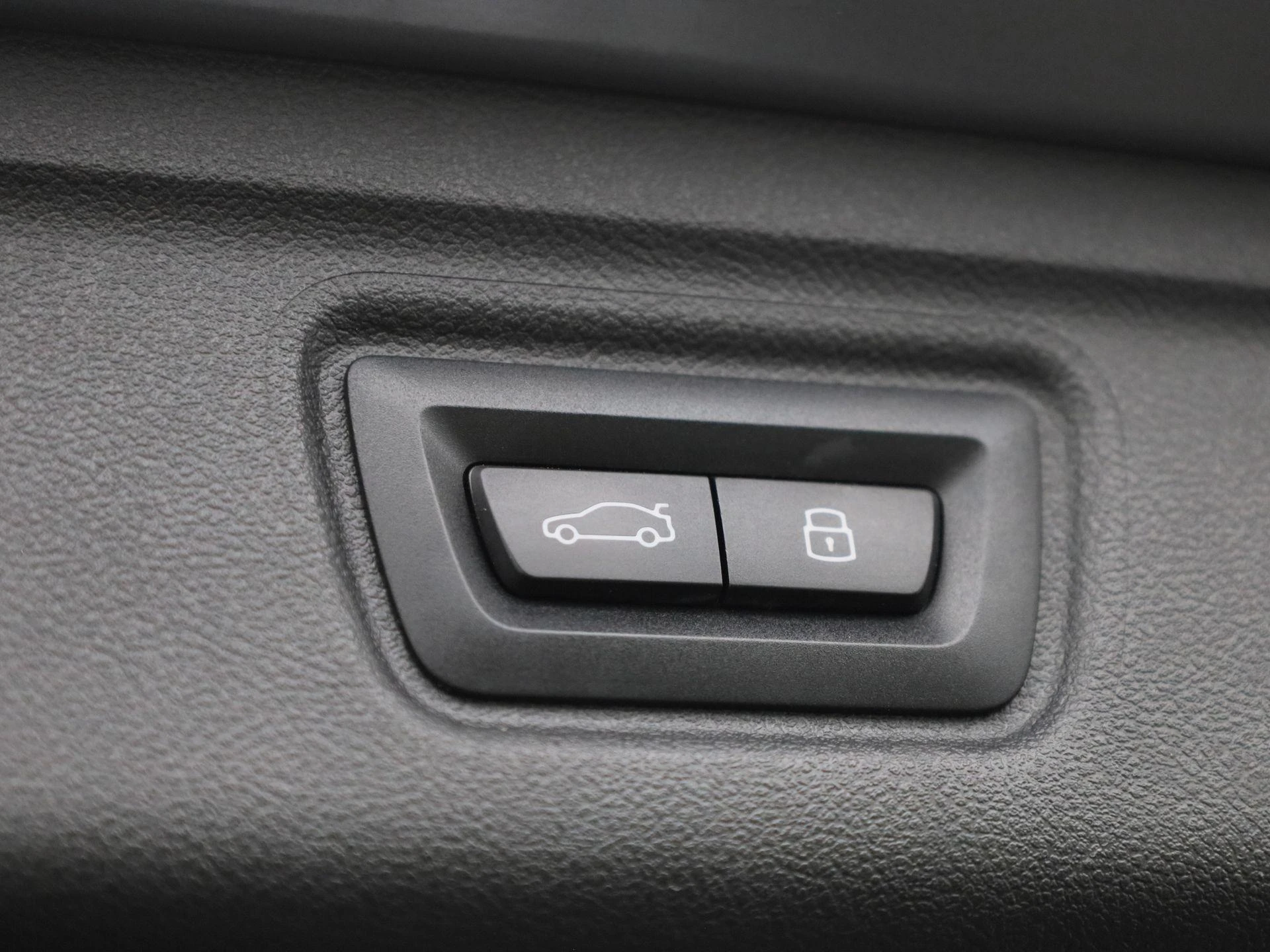 BMW-3 Serie-image-14