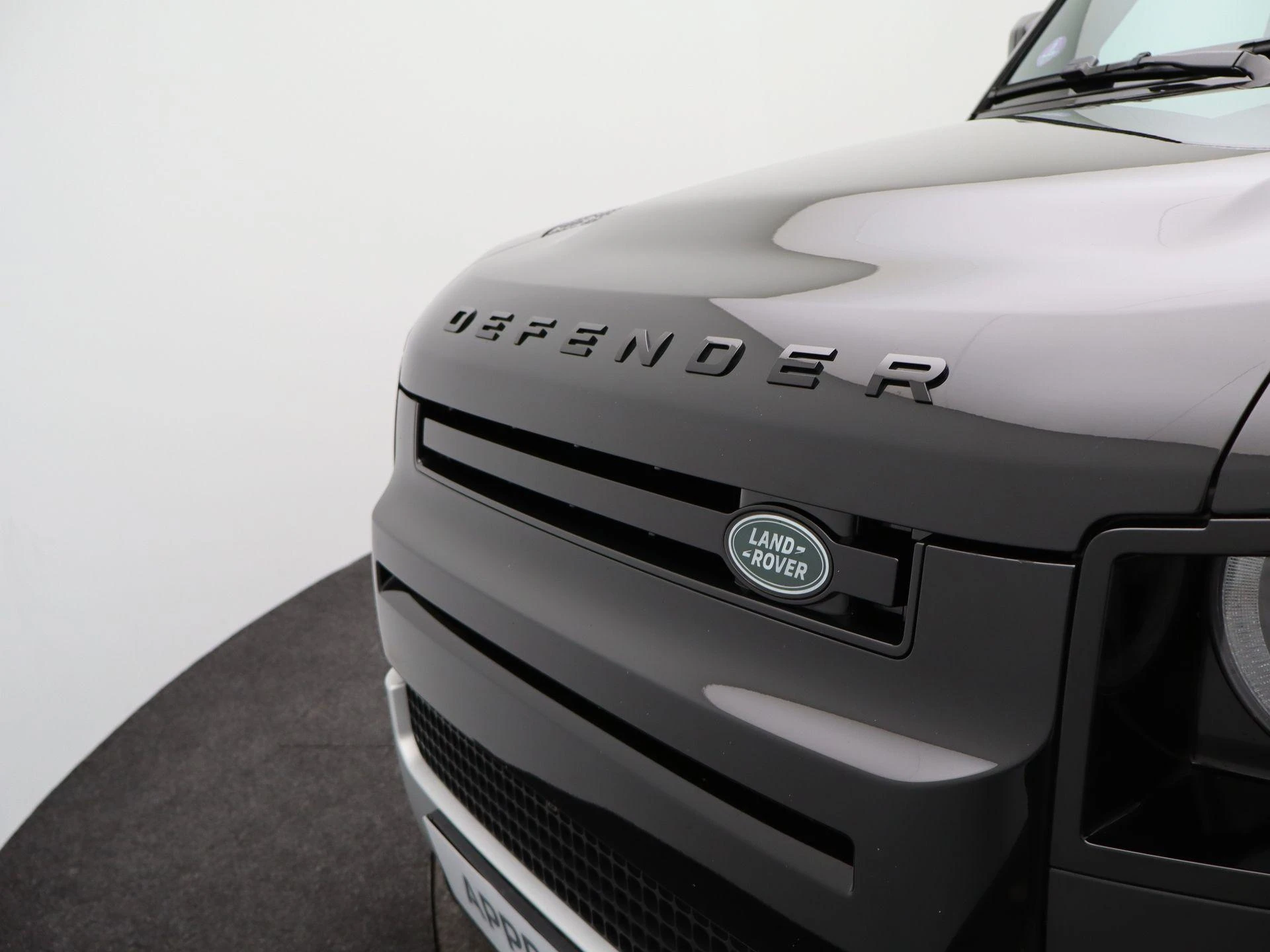 Land Rover-Defender-image-36