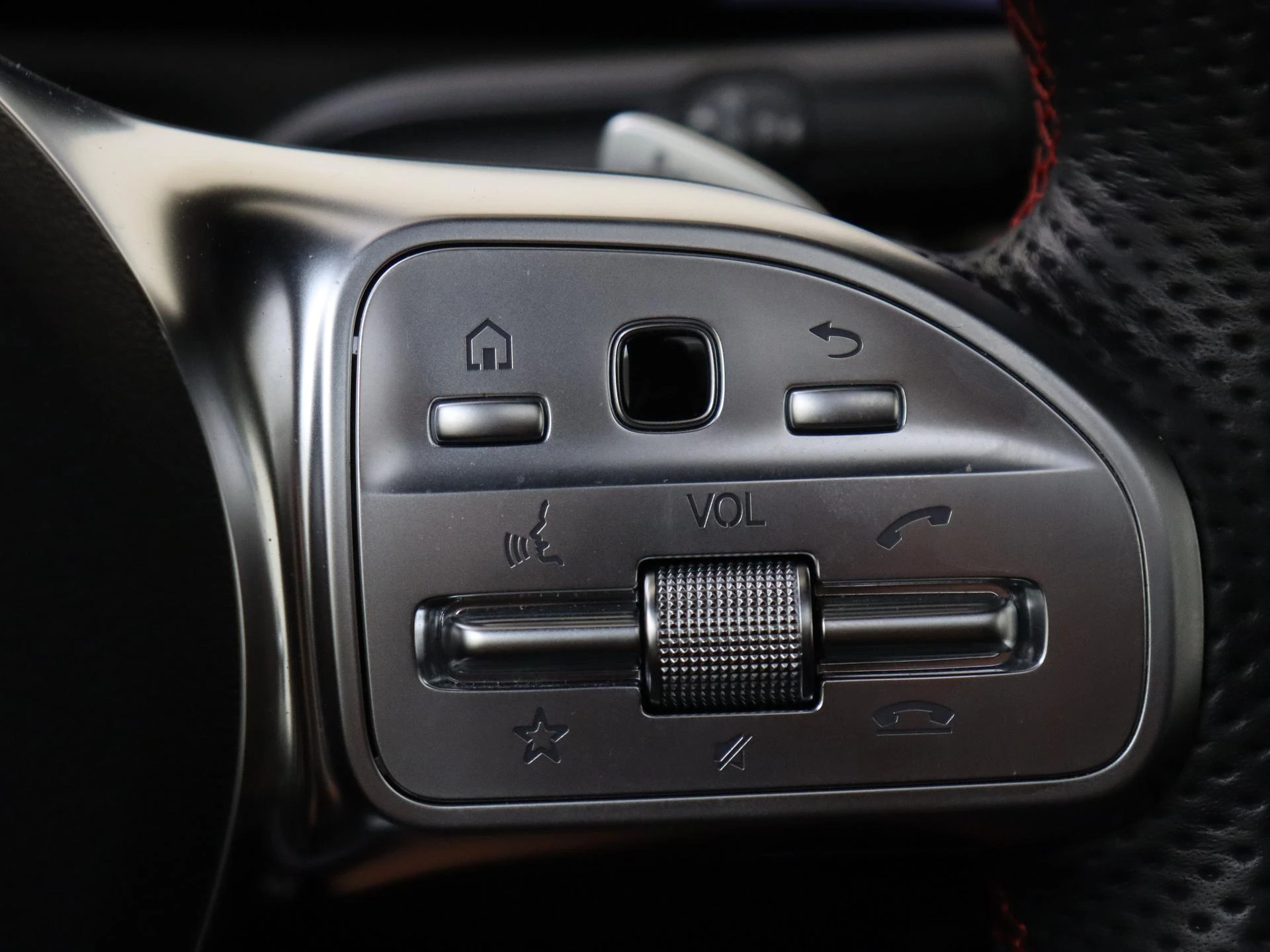 Mercedes-Benz A-Klasse 250 e Business Solution AMG Limited