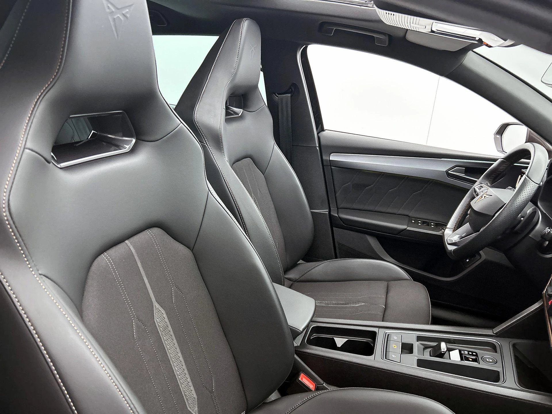 CUPRA Leon 1.4 e-Hybrid VZ Performance