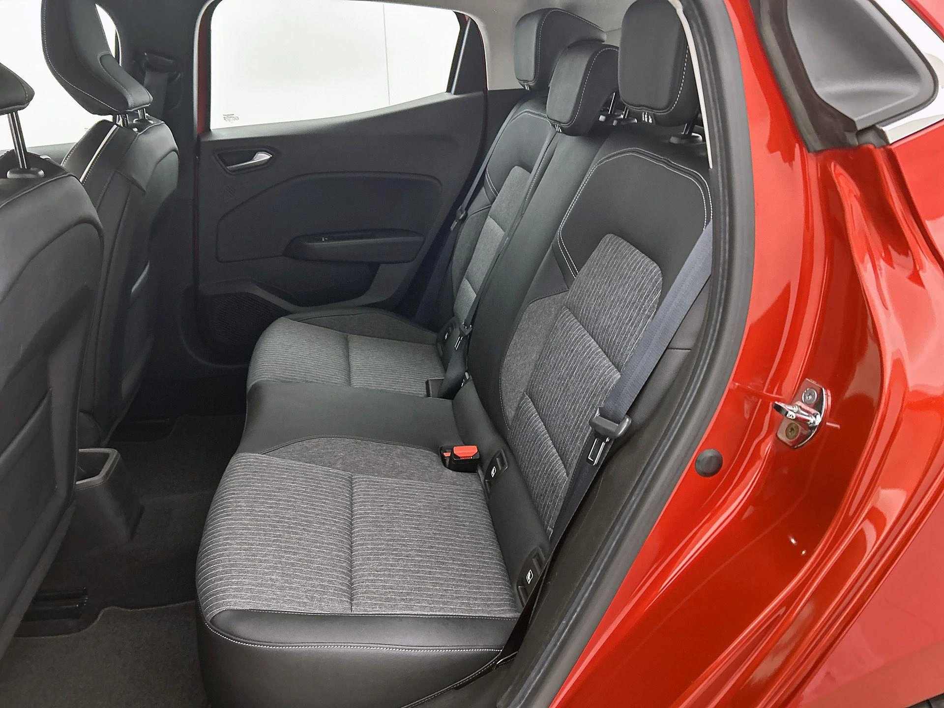 Renault-Clio-image-26