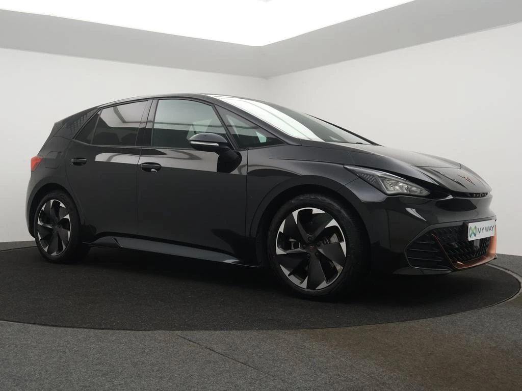 CUPRA Born Born eBoost Business 231pk v 59 kWh * DEMO *