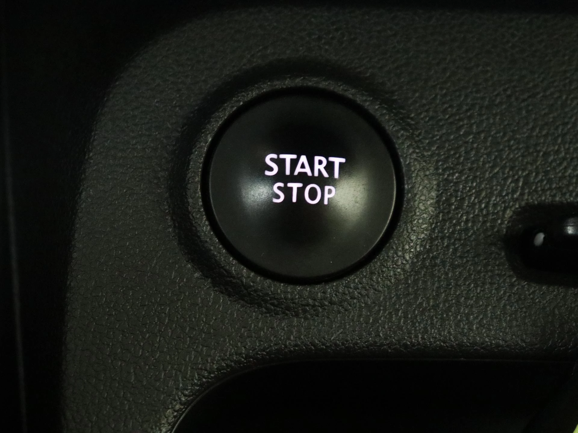 Renault-Captur-image-20