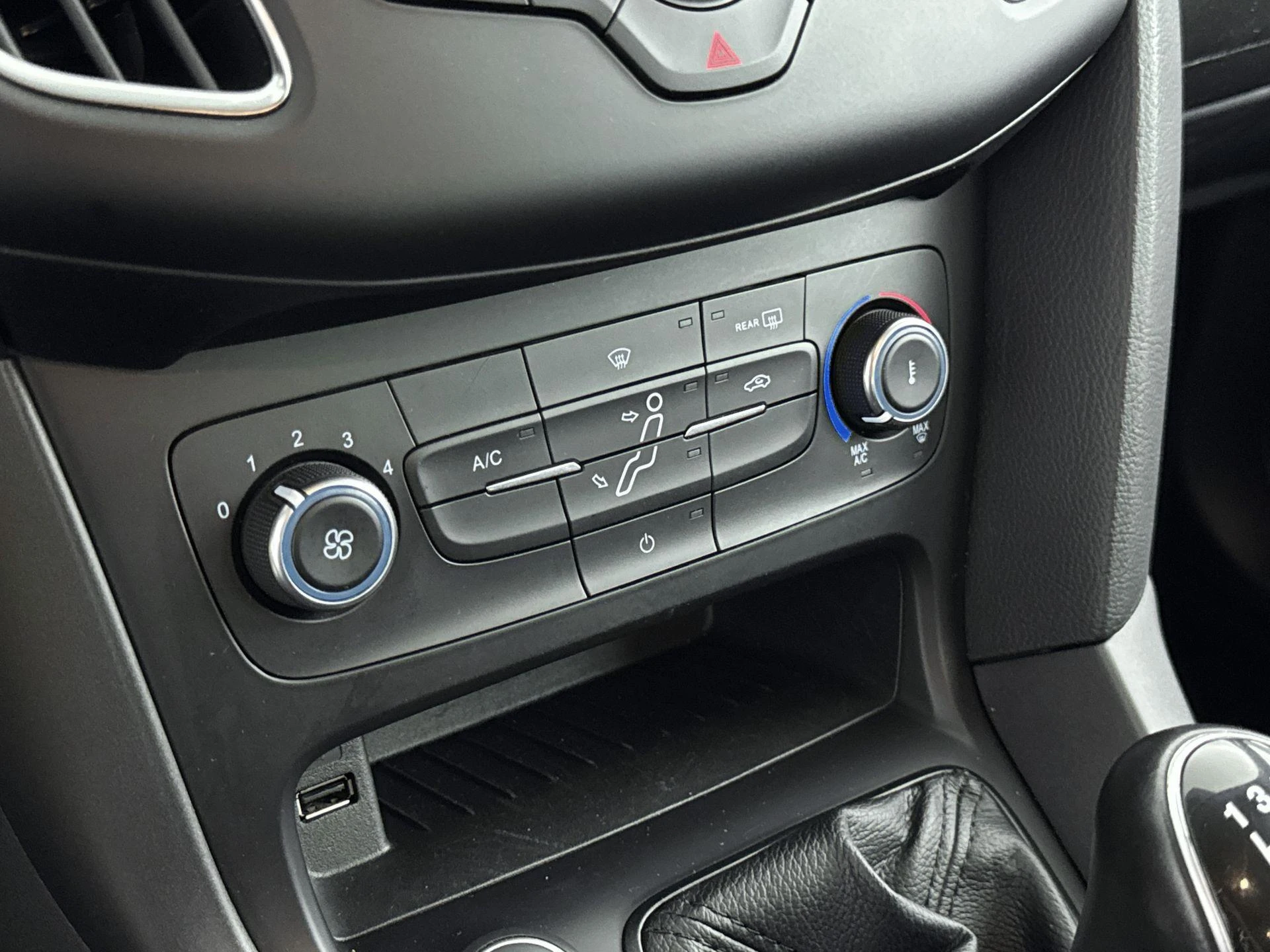 Ford-Focus-image-14