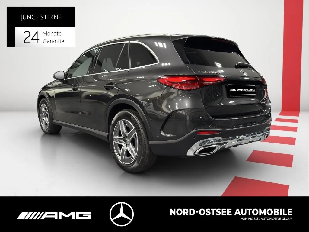 Mercedes-Benz GLC 300 d 4M AMG AHK MBUX SHZ KEYLESS-GO AMG LineX254 GLC 300 d 4M AMG AHK MBUX SHZ KEYLESS-GO AMG Line
