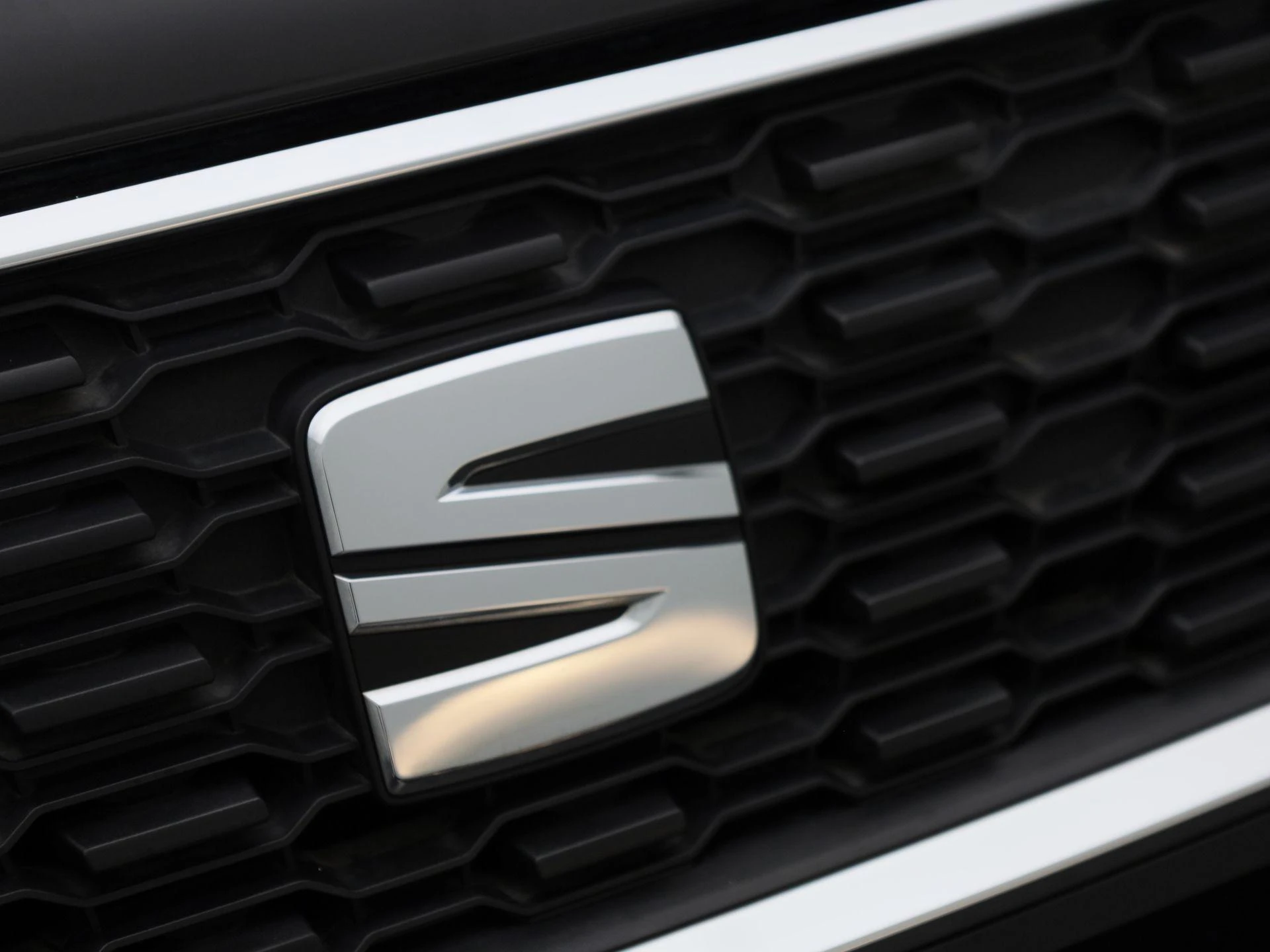 SEAT-Arona-image-31