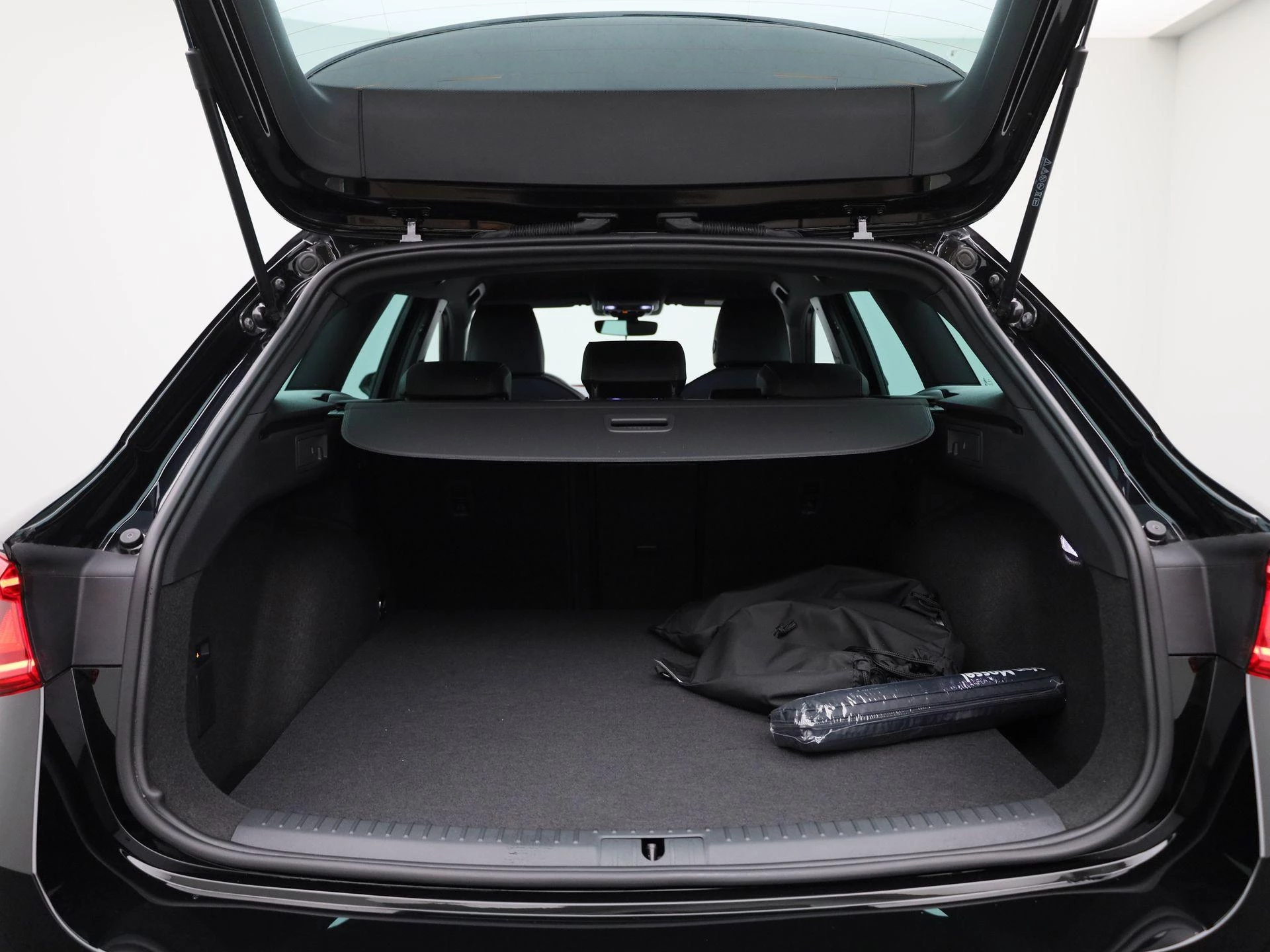 SEAT Leon Sportstourer 1.5 TSI e-Hybrid FR Business