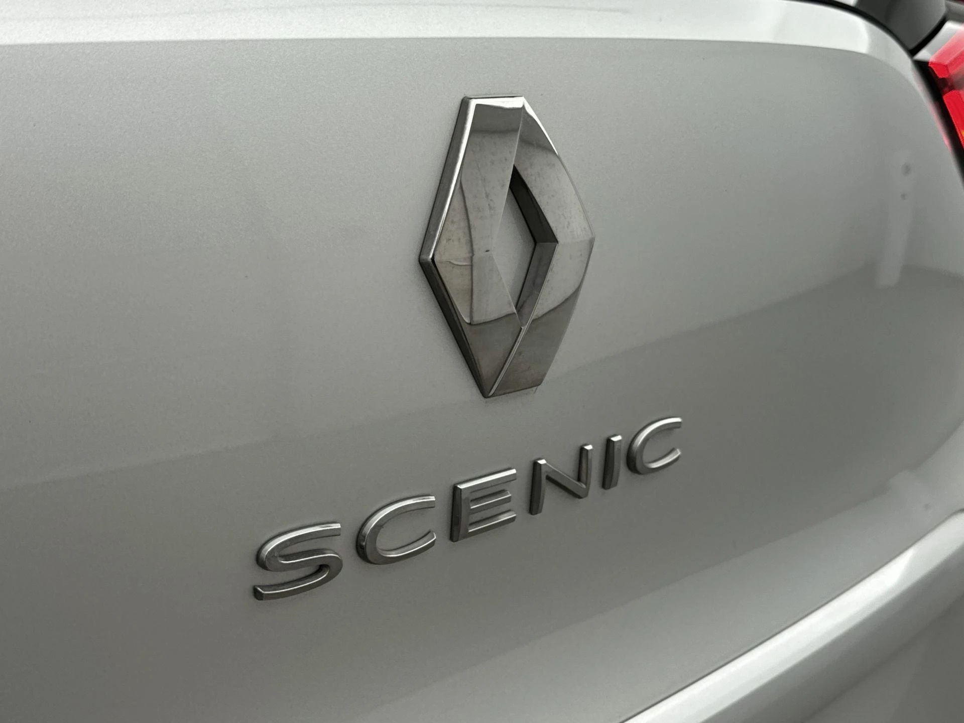 Renault-Grand Scénic-image-20