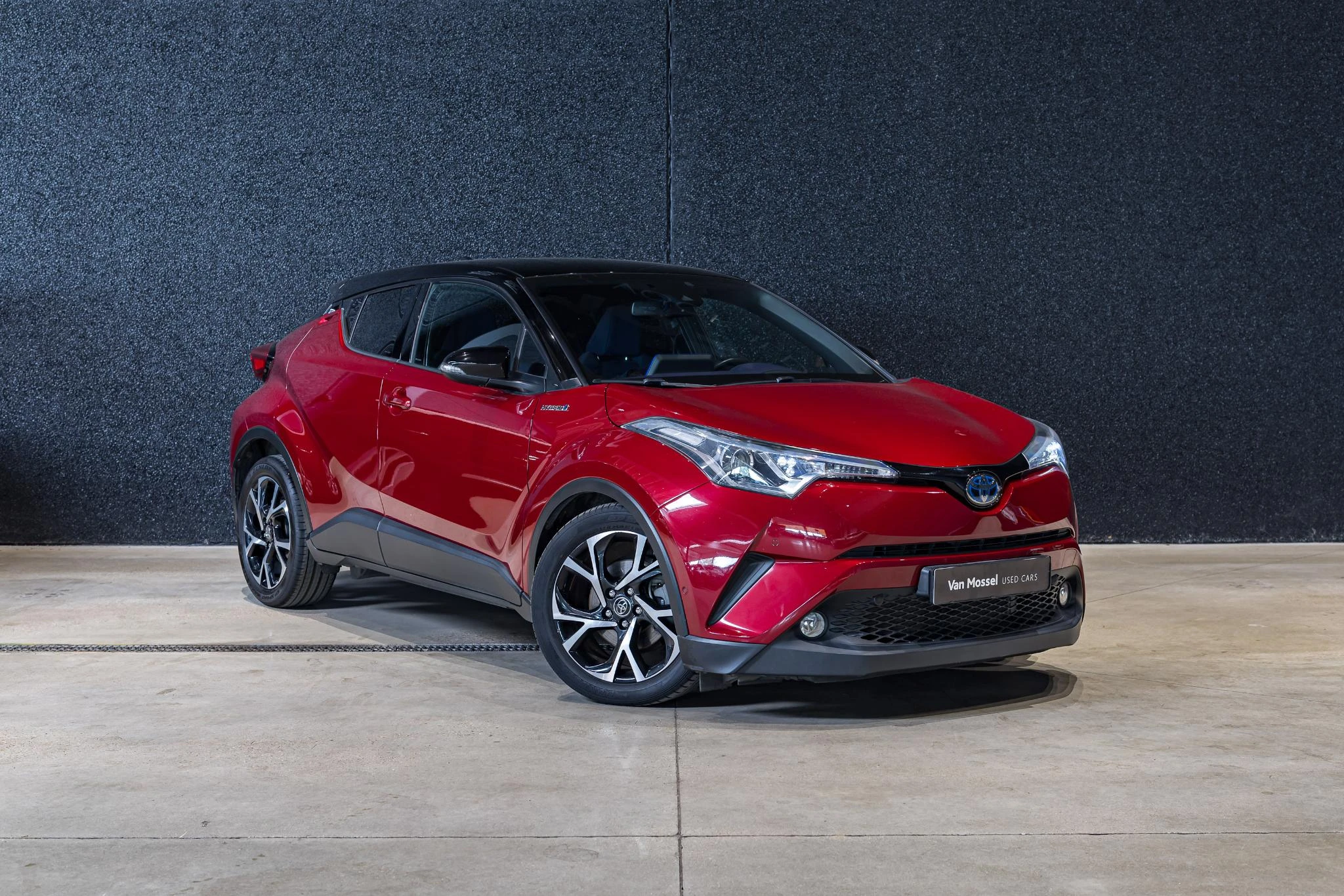 Toyota-C-HR-image-2