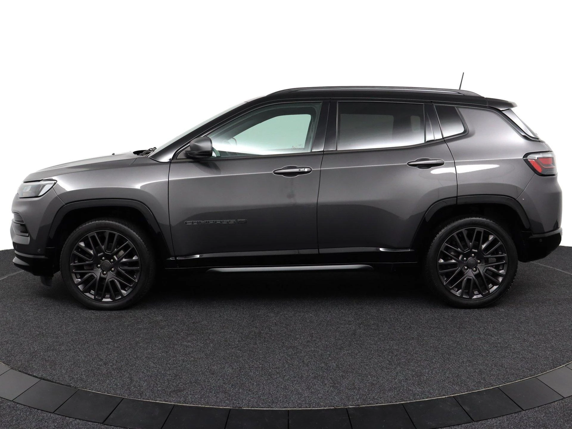Jeep-Compass-image-3